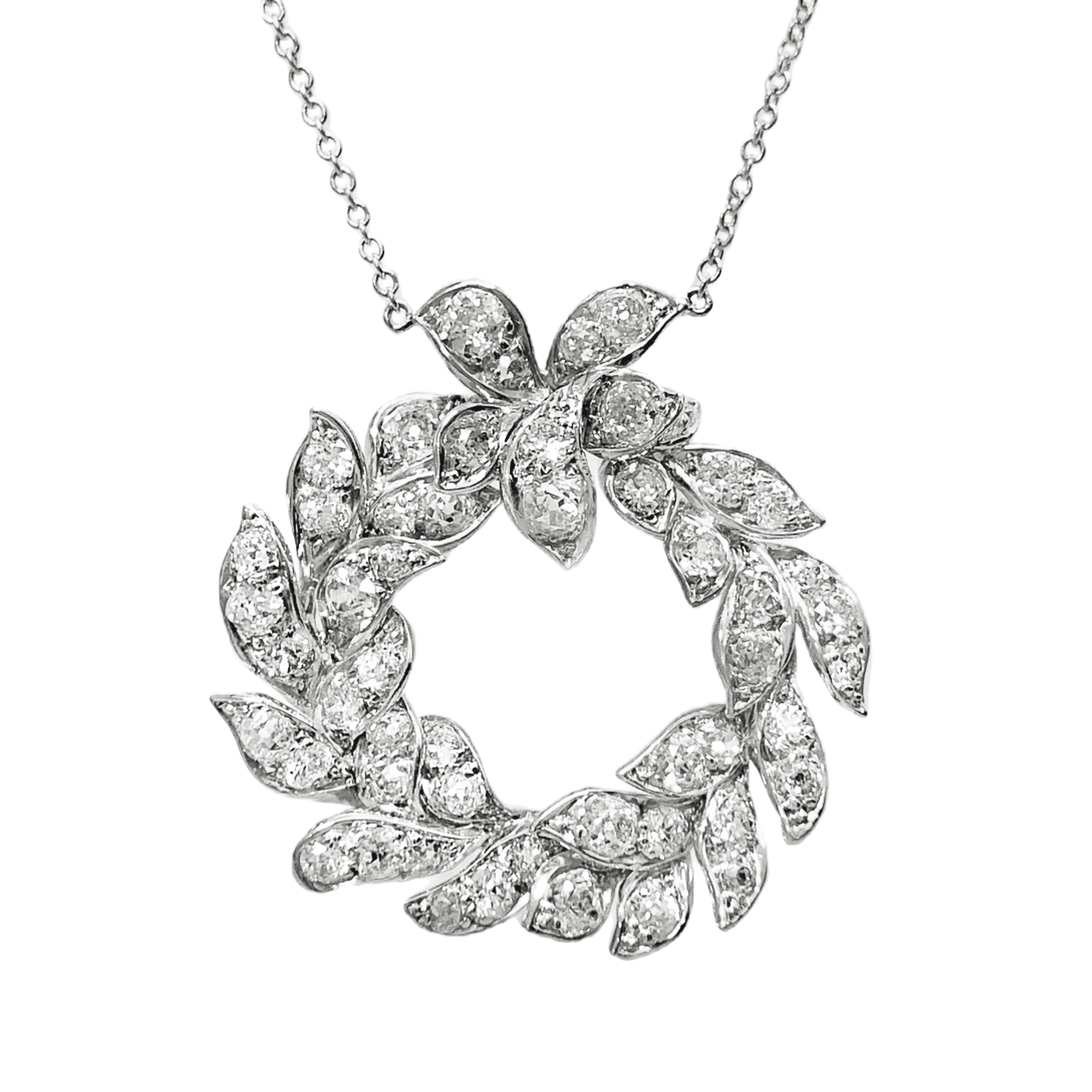 14K WHITE GOLD MID-CENTURY VINTAGE DIAMOND WREATH PENDANT