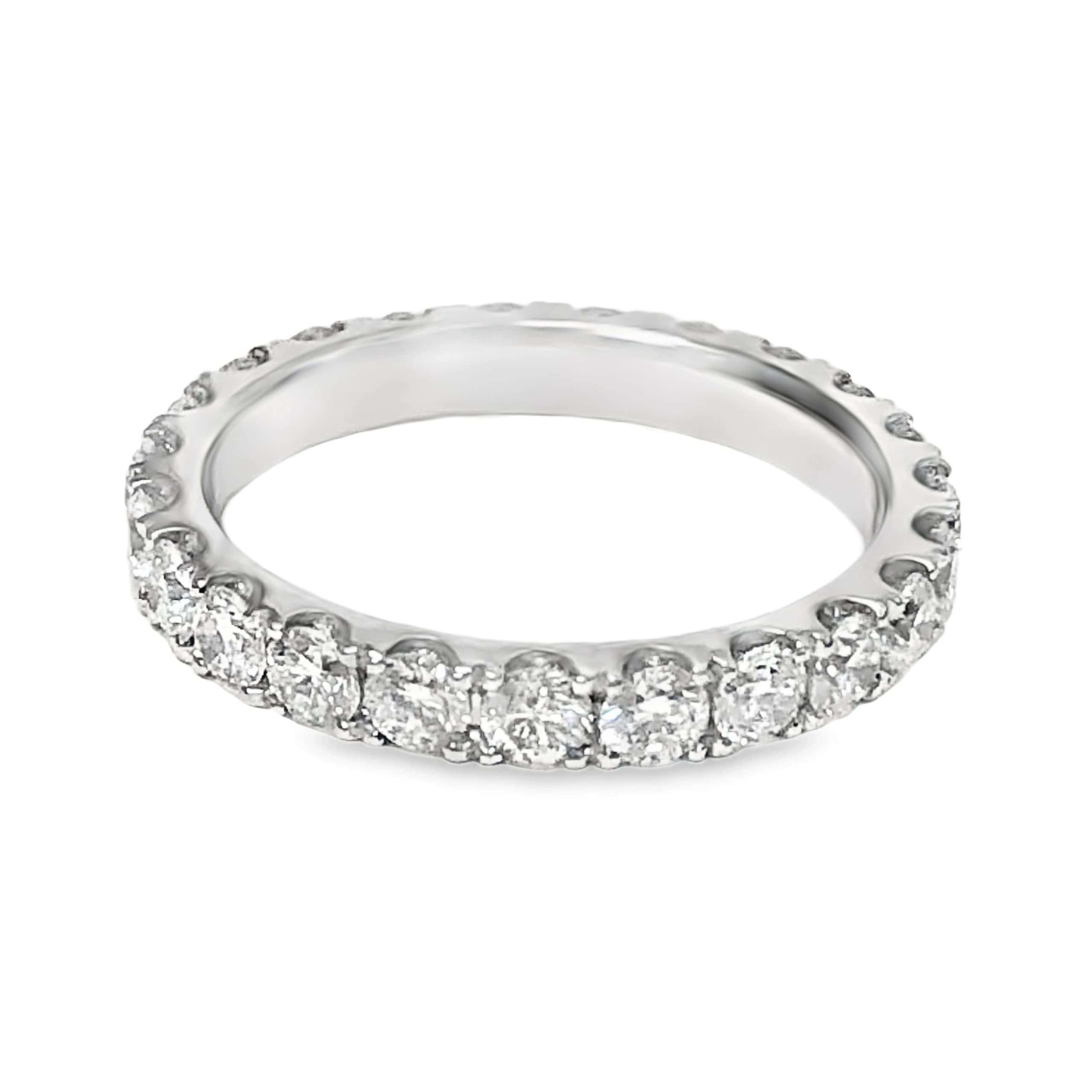 WHITE GOLD DIAMOND ETERNITY RING