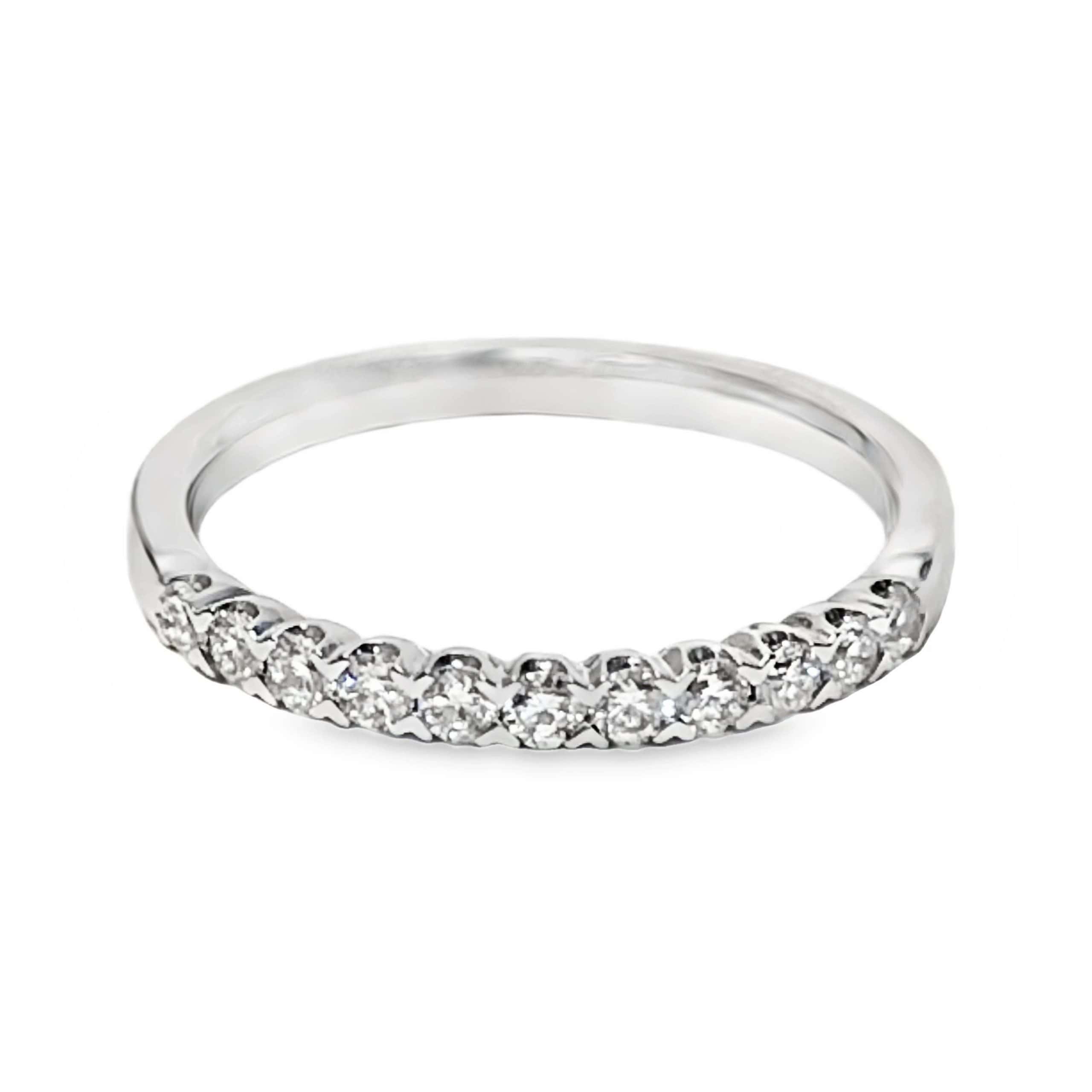 18K WHITE GOLD DIAMOND WEDDING RING