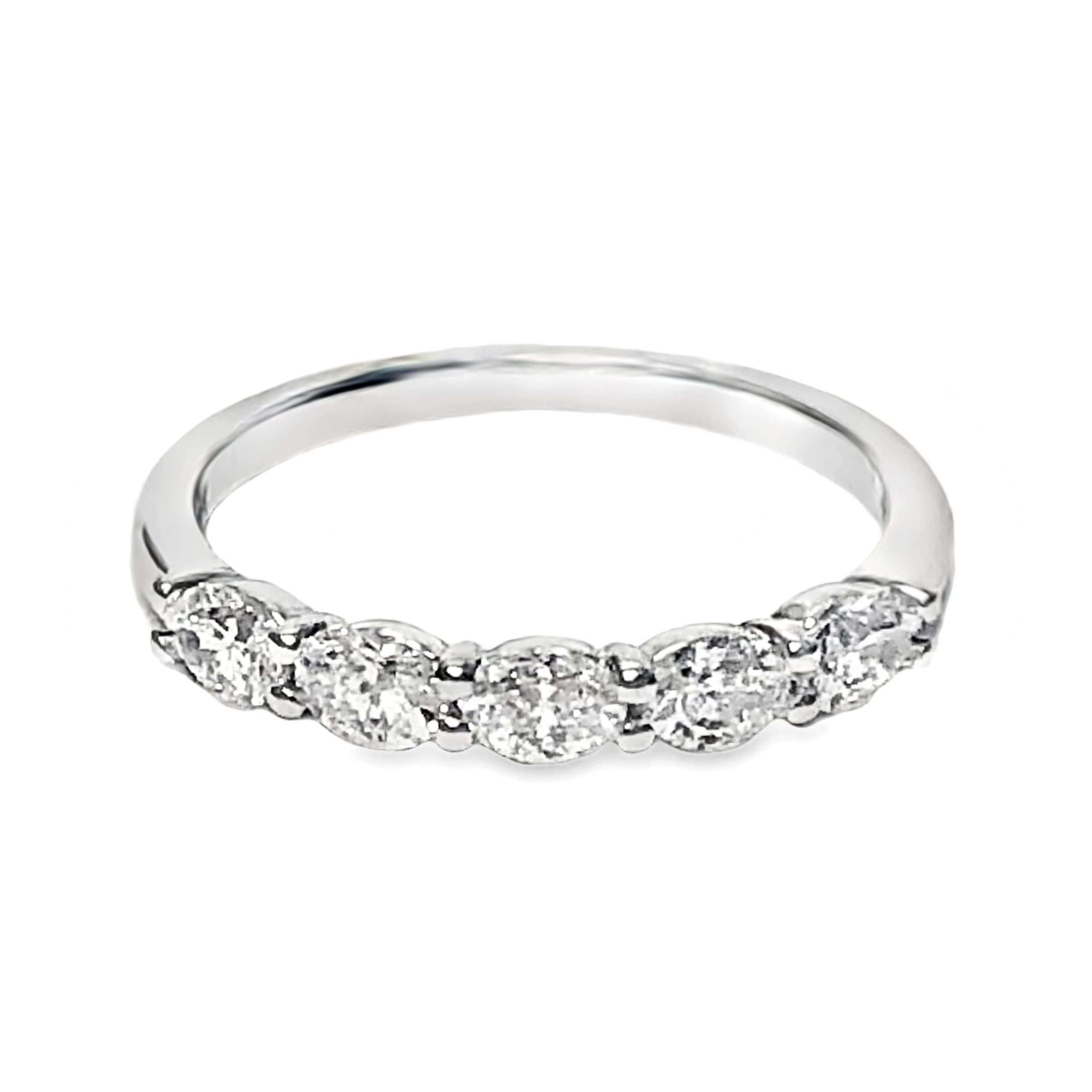 WHITE GOLD DIAMOND WEDDING RING