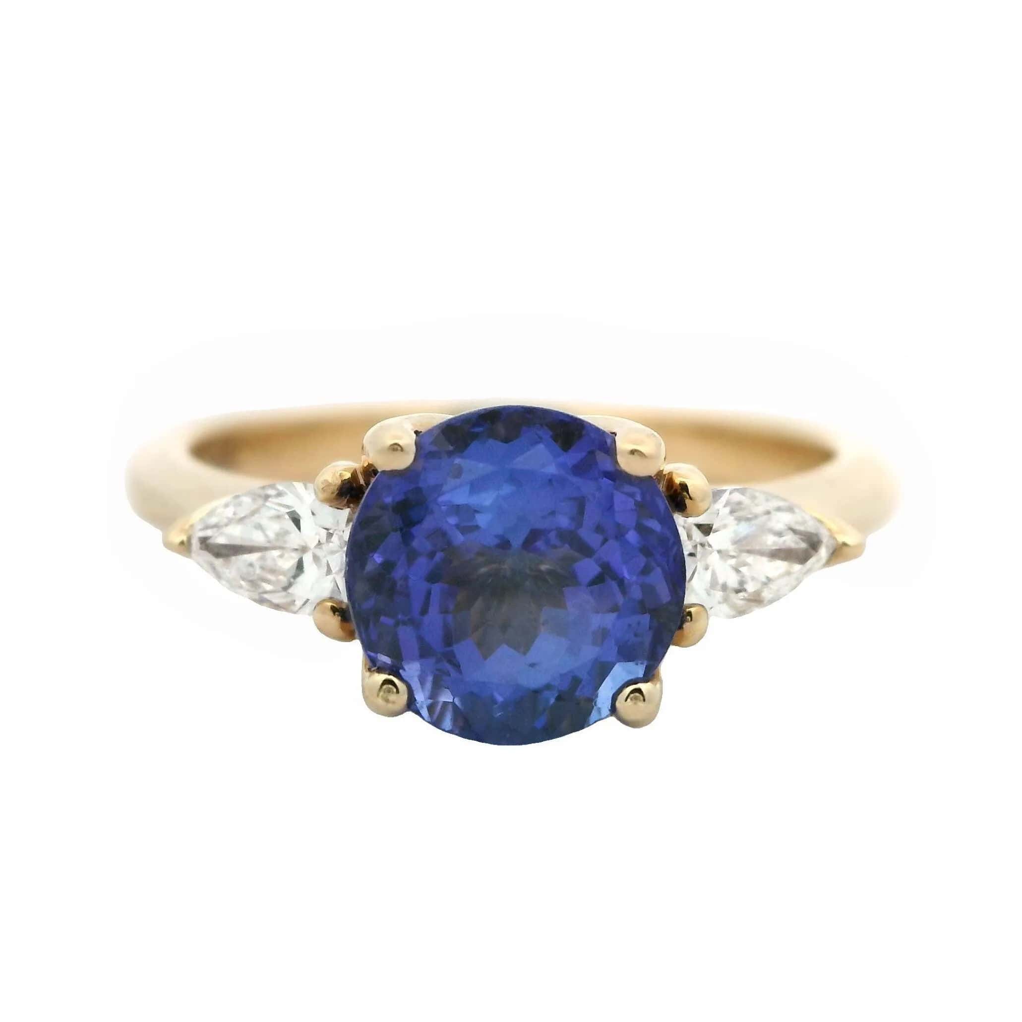 14K YELLOW GOLD TANZANITE DIAMOND RING