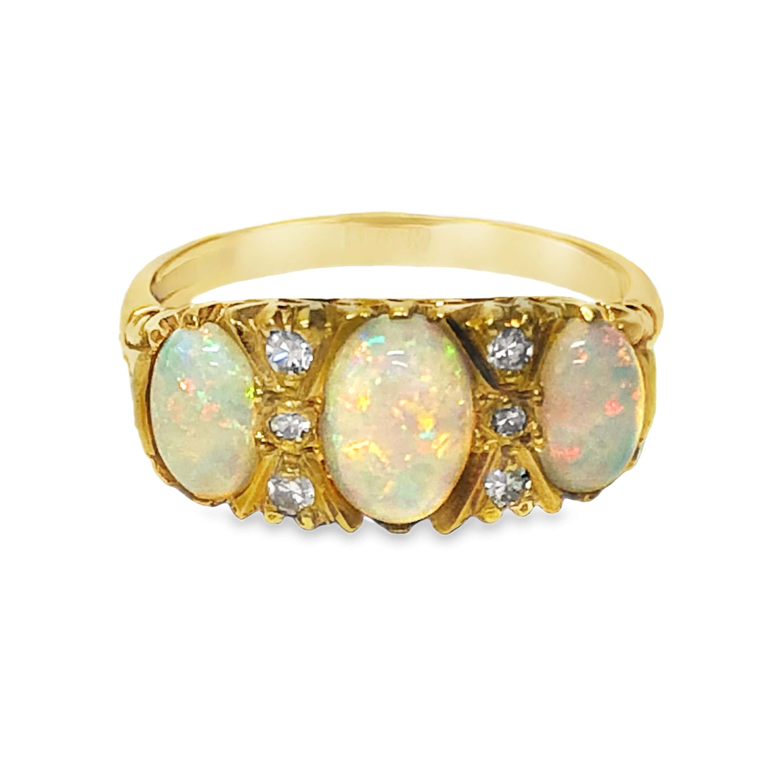 18K YELLOW GOLD VINTAGE OPAL & DIAMOND FILIGREE RING