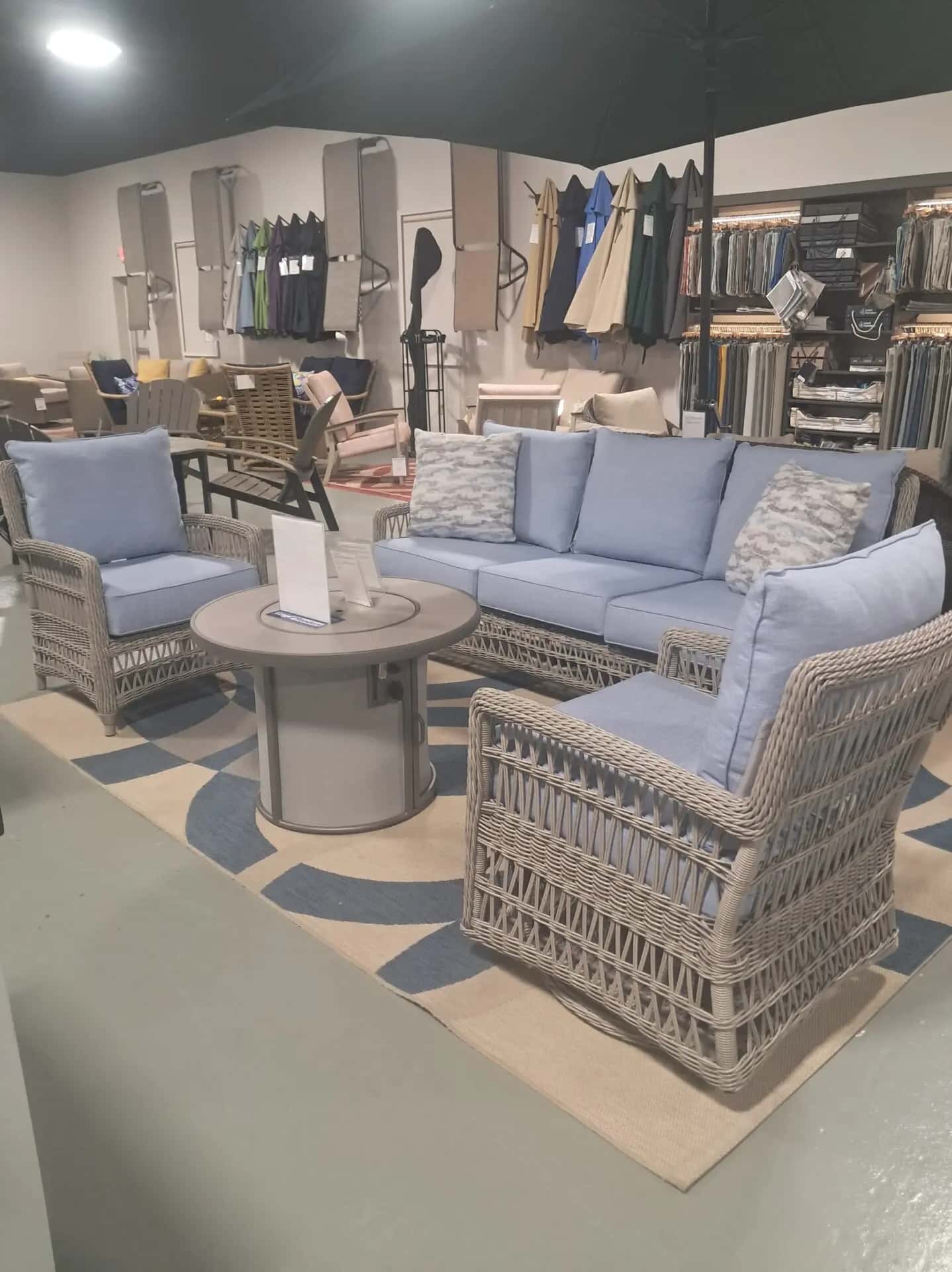 Mackinac 5 Person Vinyl Wicker Seating Group with Cushions by Lloyd Flanders