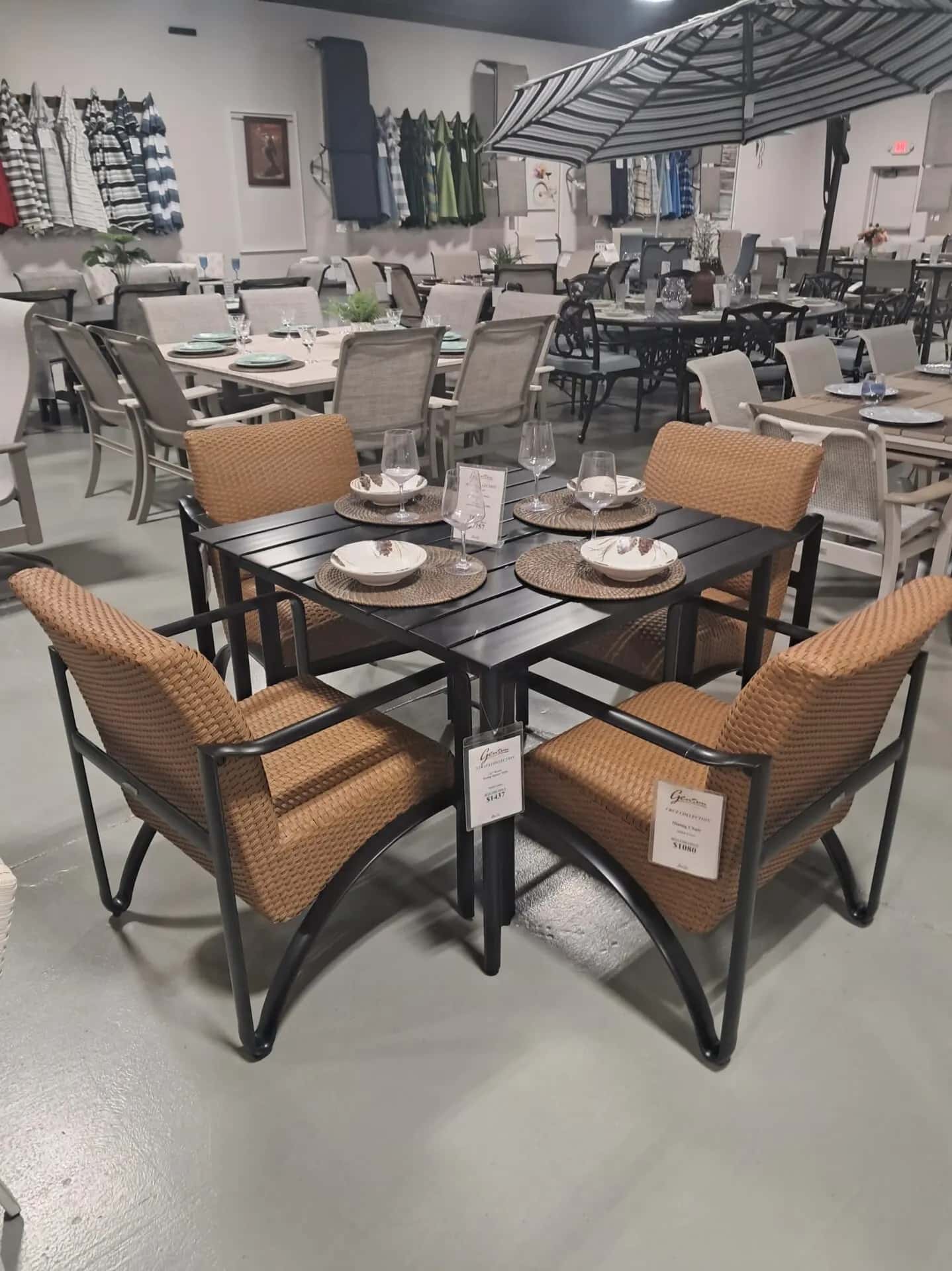 Cruz 4 Person 41″ Square Dining Height Table Set by Gensun