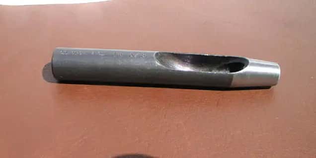 Single Anklet Punch, size 2 for use with 3/8 inch size grommets