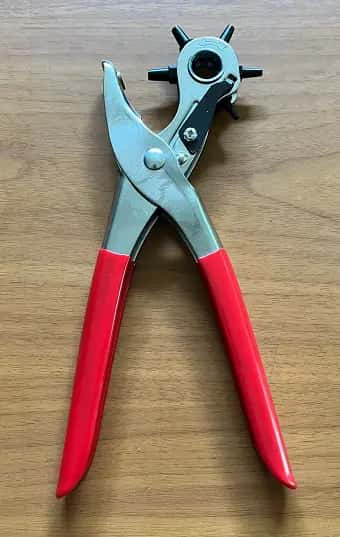 Rotary Leather Punch, Deluxe model . A must have for all Falconers tool boxes.