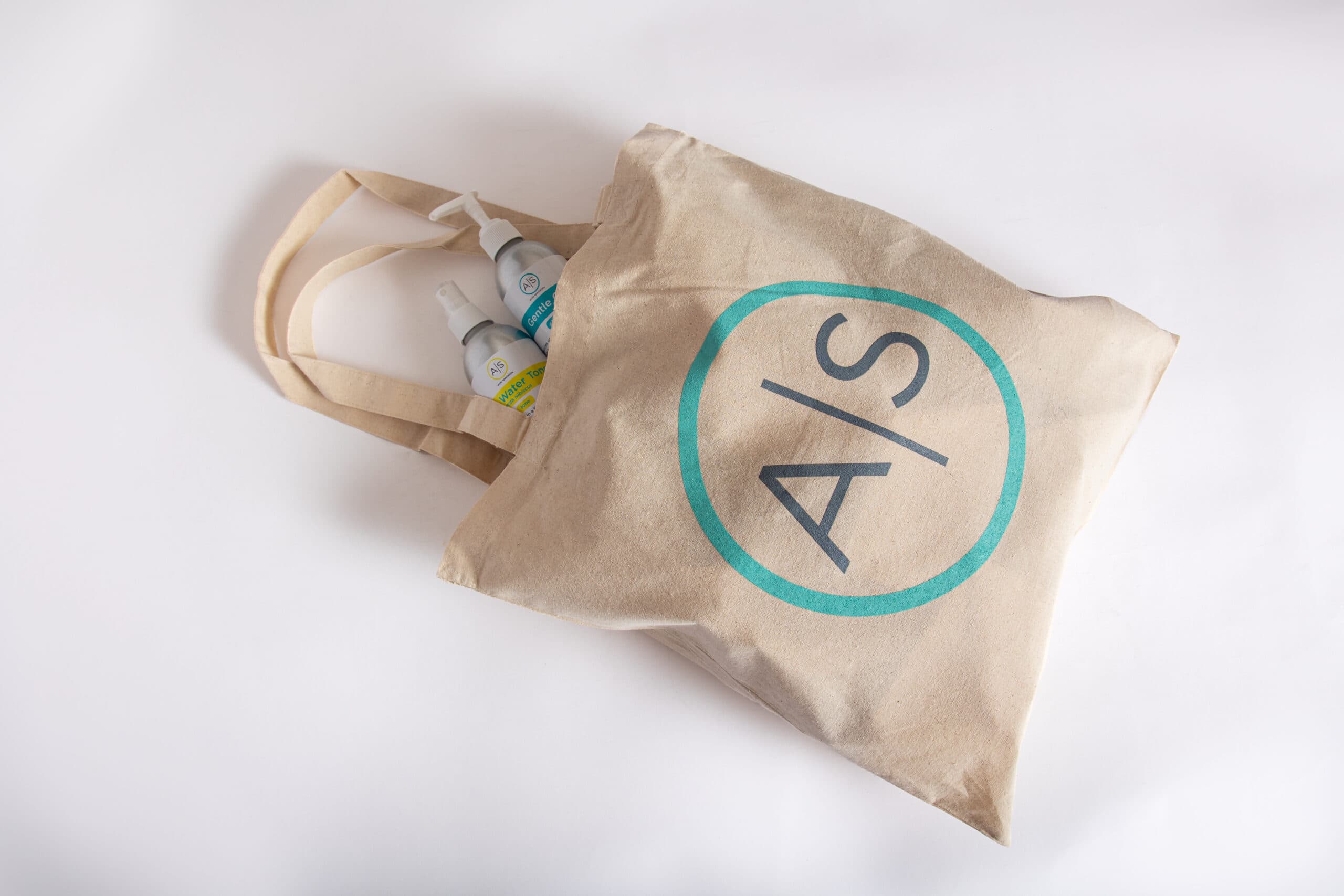 A|S Tote