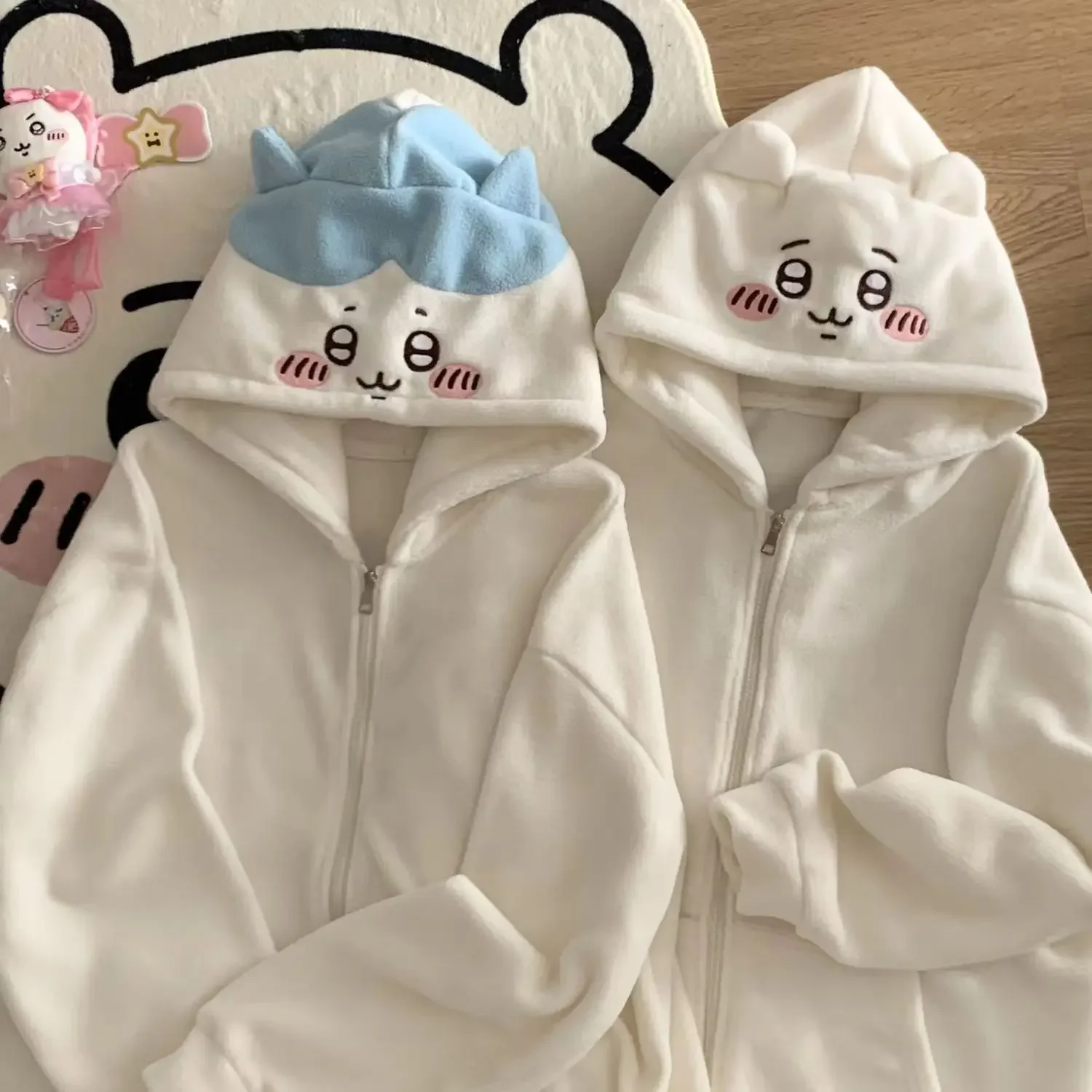Chiikawa Hachiware Loose Hooded Sweatshirt - thumbnail 4