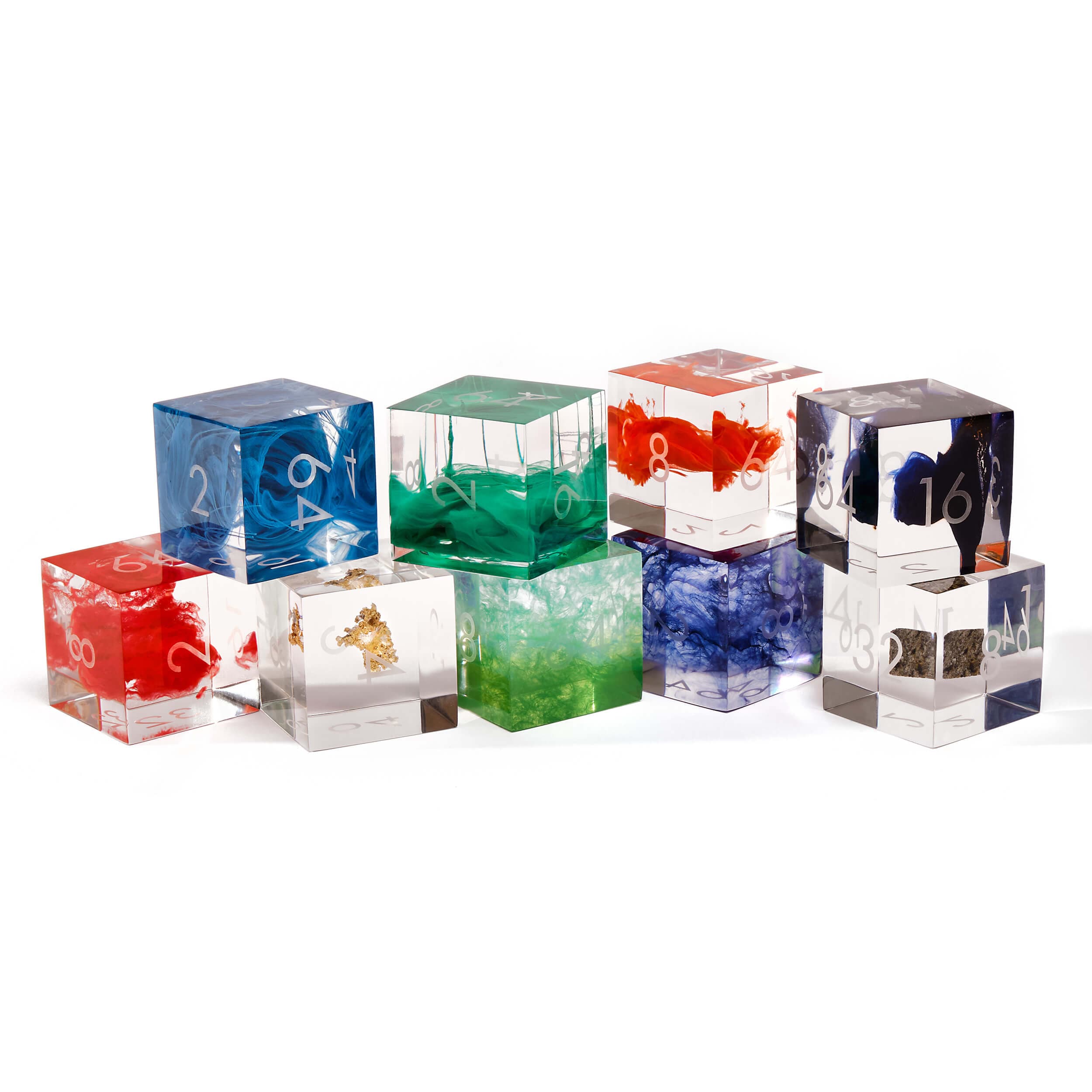 Resin Doubling Cube – Gold Crystal - thumbnail 3