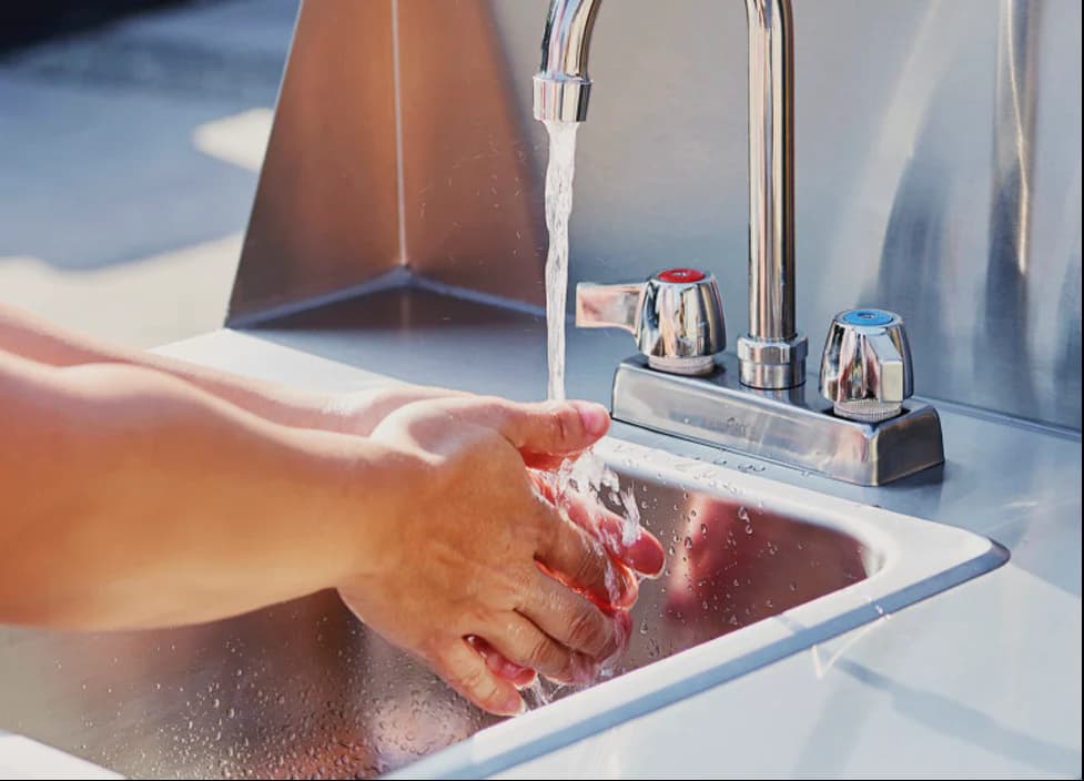 Crown Verity PHS-2 Portable Sink (Hot & Cold) - thumbnail 3