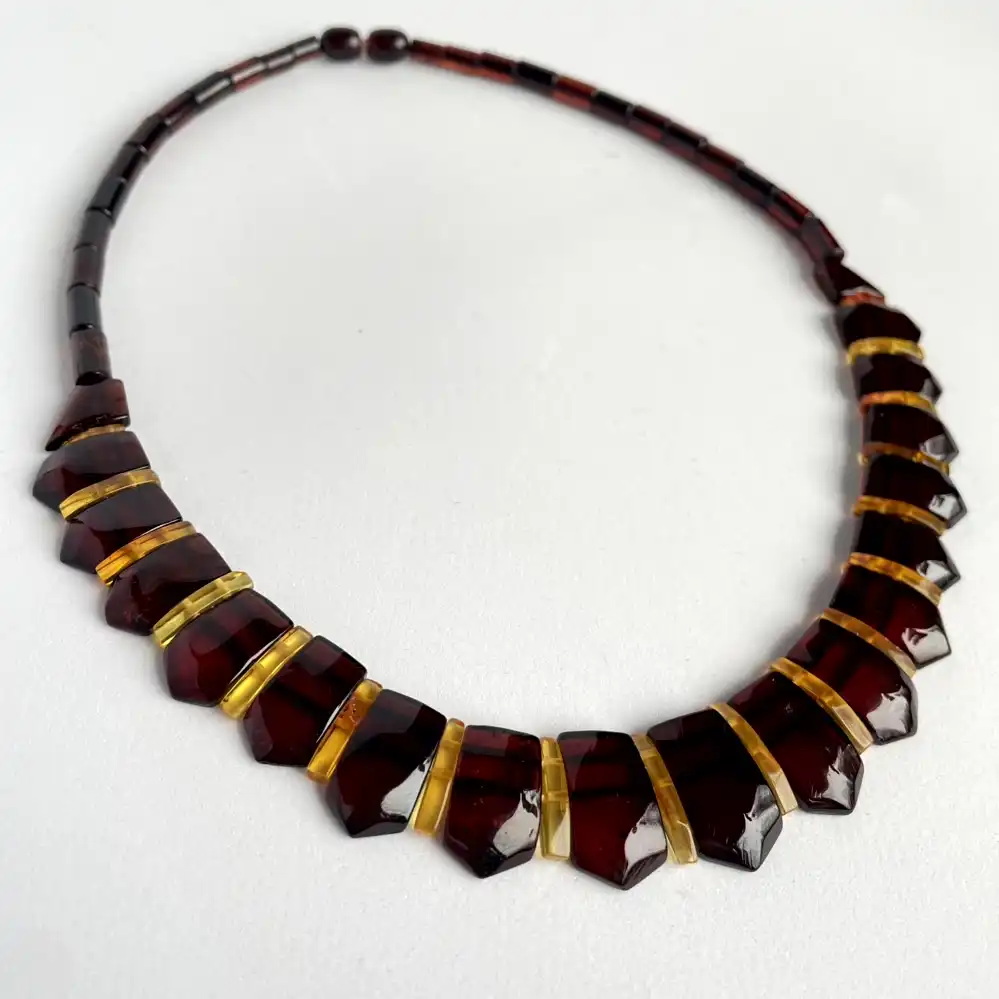 Baltic Amber Necklace with Garnet – Crimson Cascade - thumbnail 2