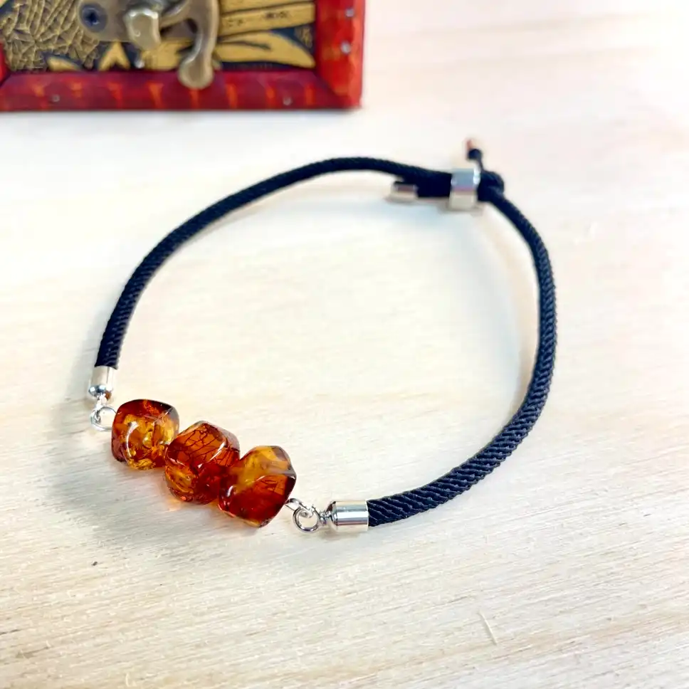 Amber Bracelet – Modern Balance