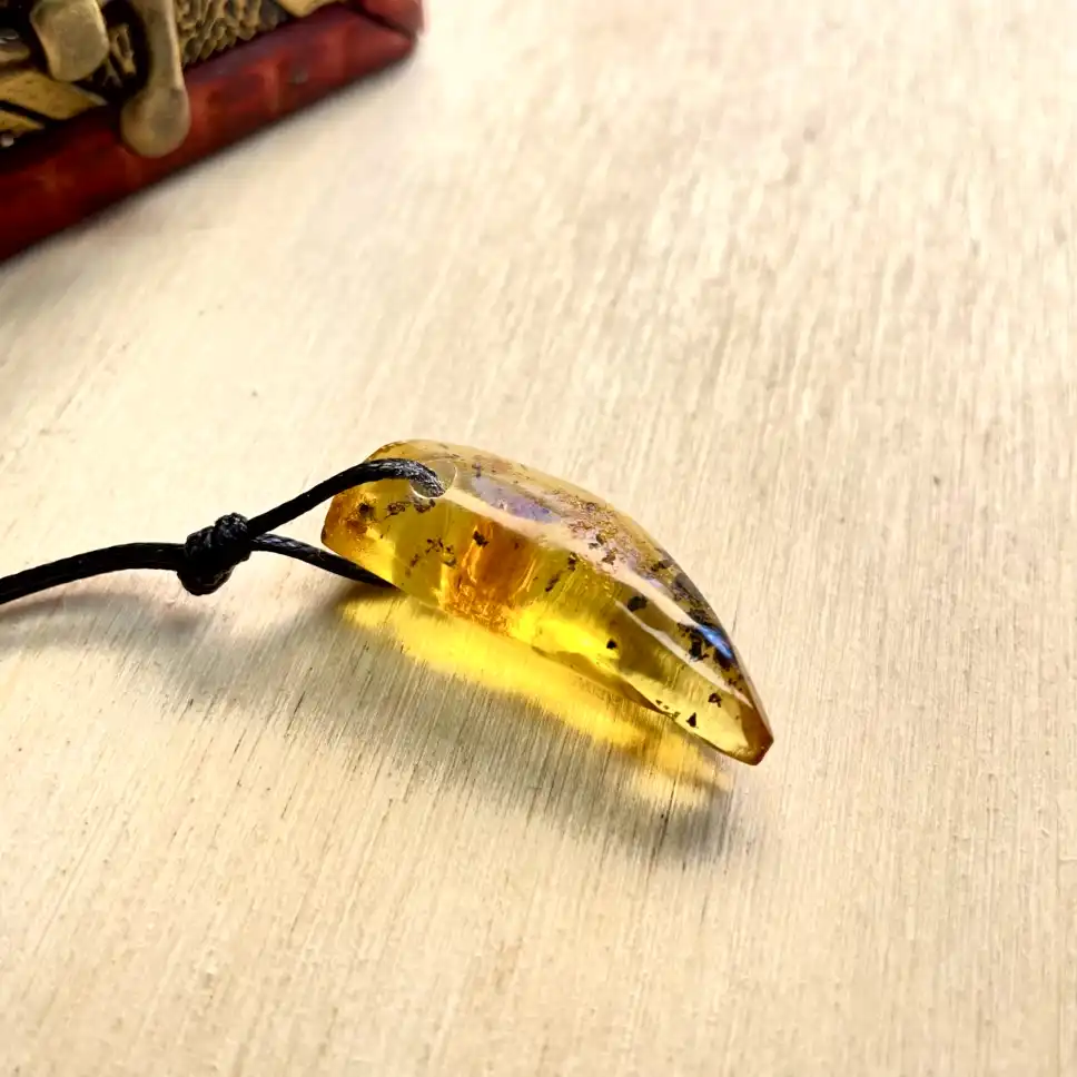 Amber Pendant Necklace – Dawnfire Glow