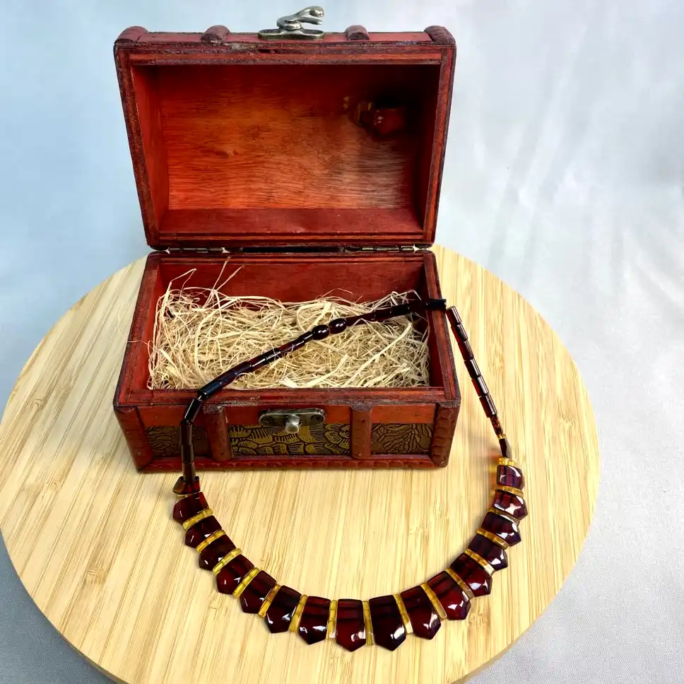 Baltic Amber Necklace with Garnet – Crimson Cascade - thumbnail 4