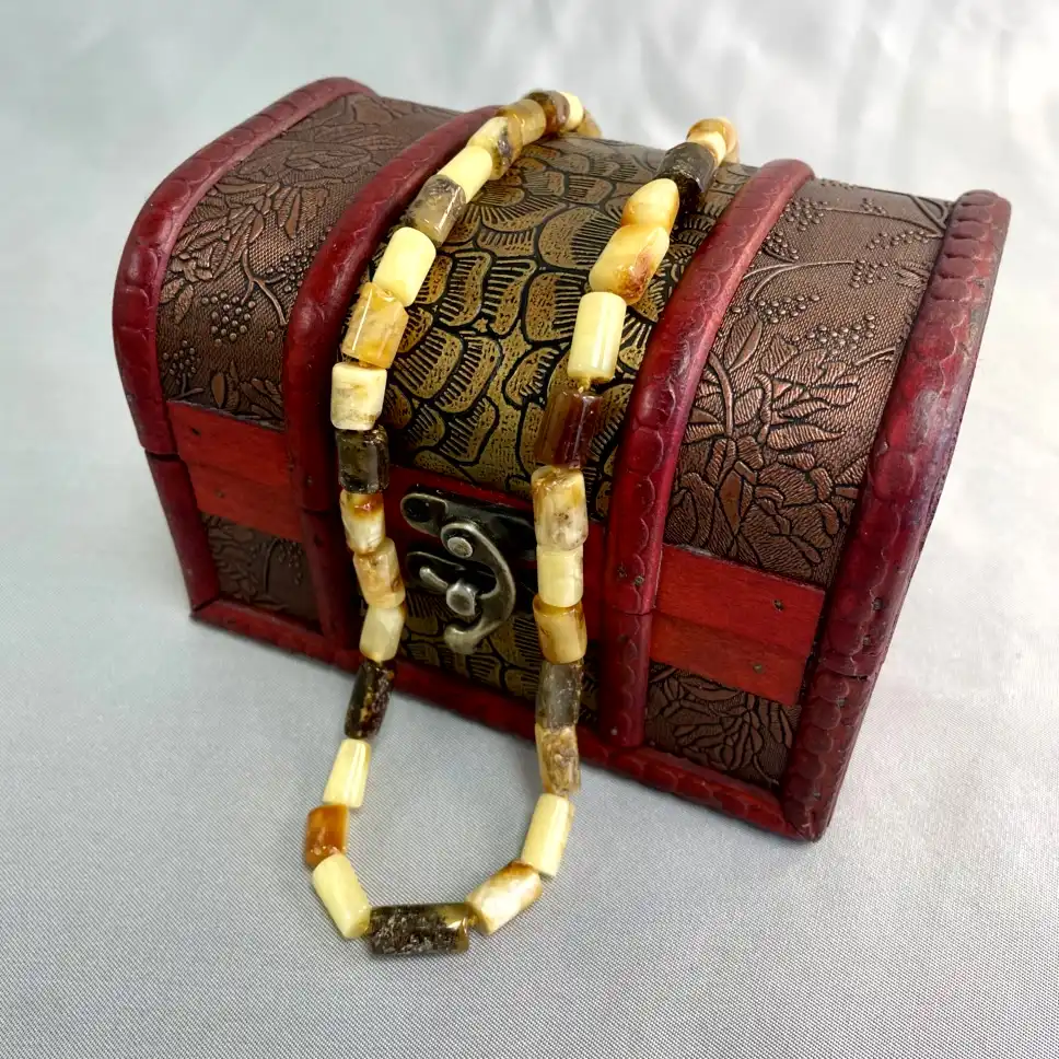 Amber Bead Necklace – Elegant Baltic - thumbnail 3