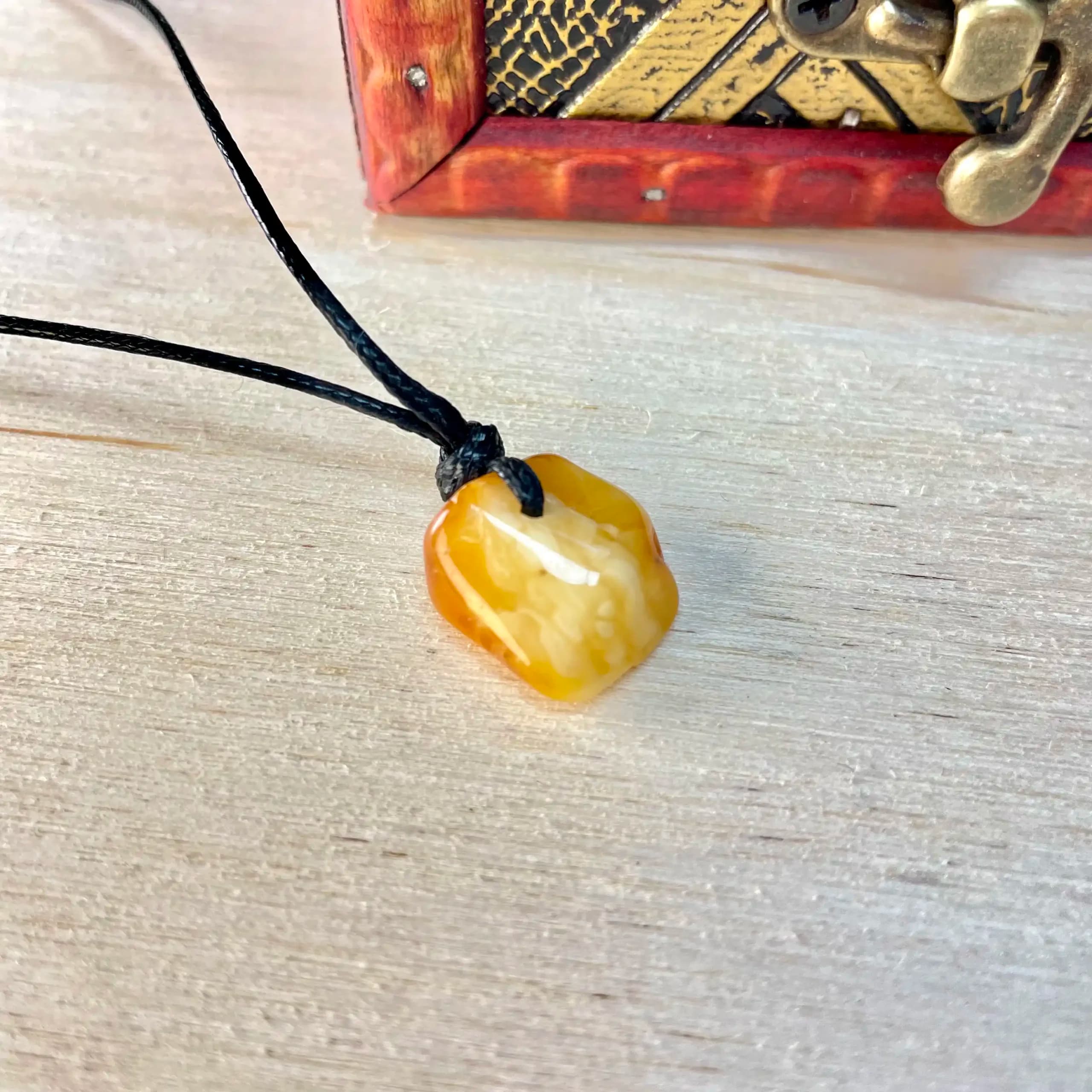 Unique Amber Pendant Necklace - thumbnail 3