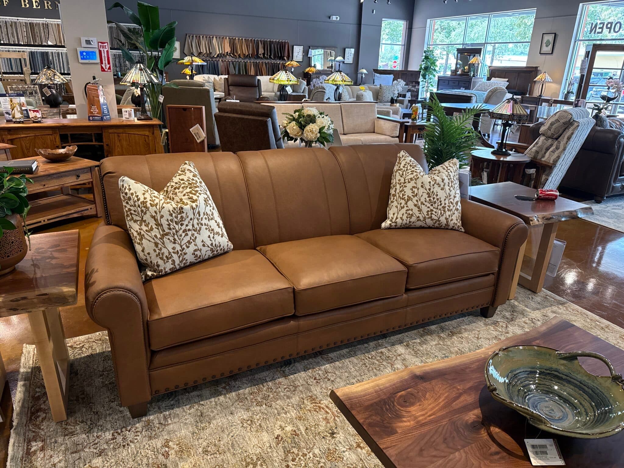 Smith Brothers 269-10 Sofa - thumbnail 3
