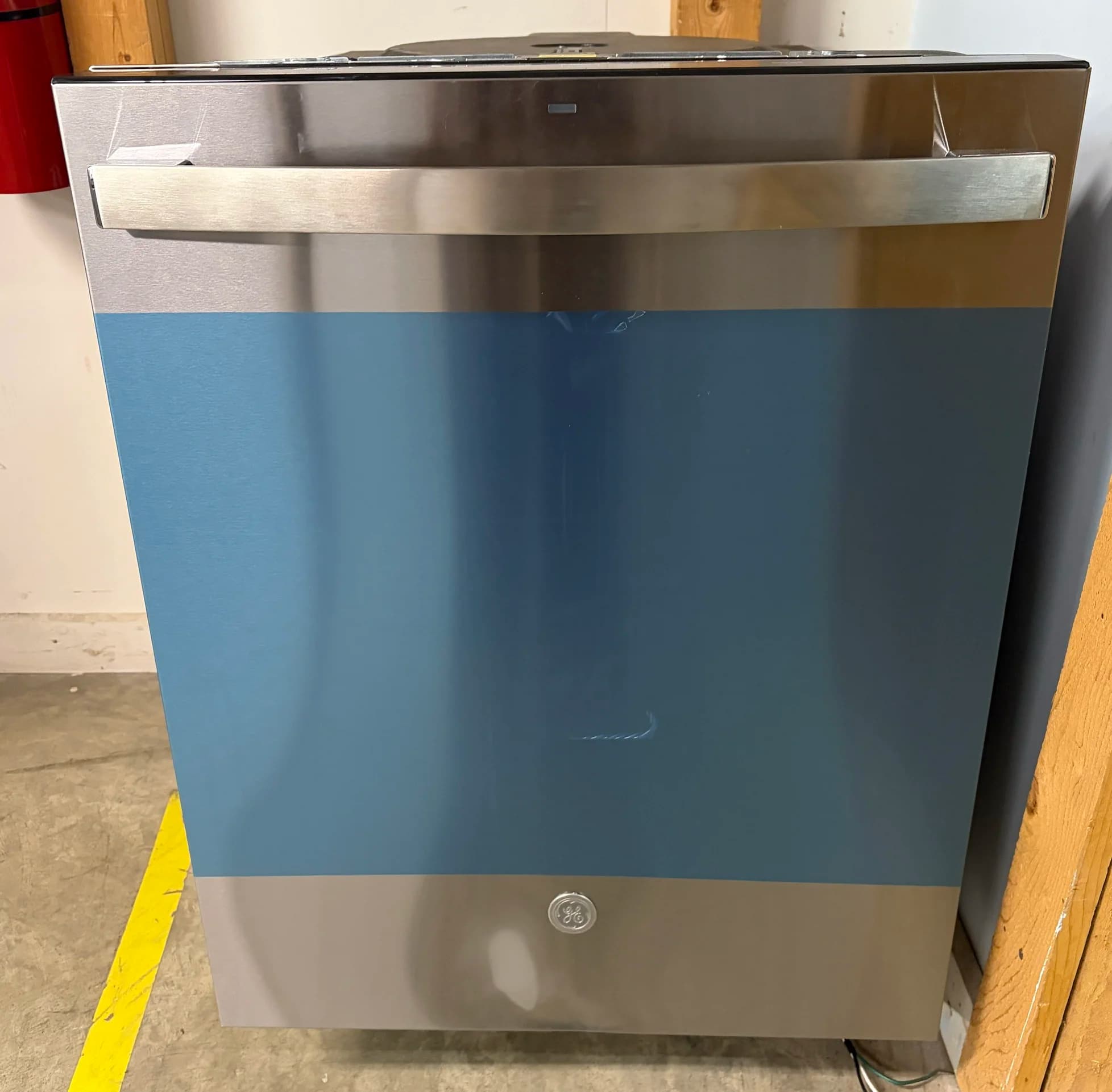 *Scratch & Dent* NEW GE Built-In Dishwasher GDT650SYV8FS, Stainless – 1 Yr. Warranty