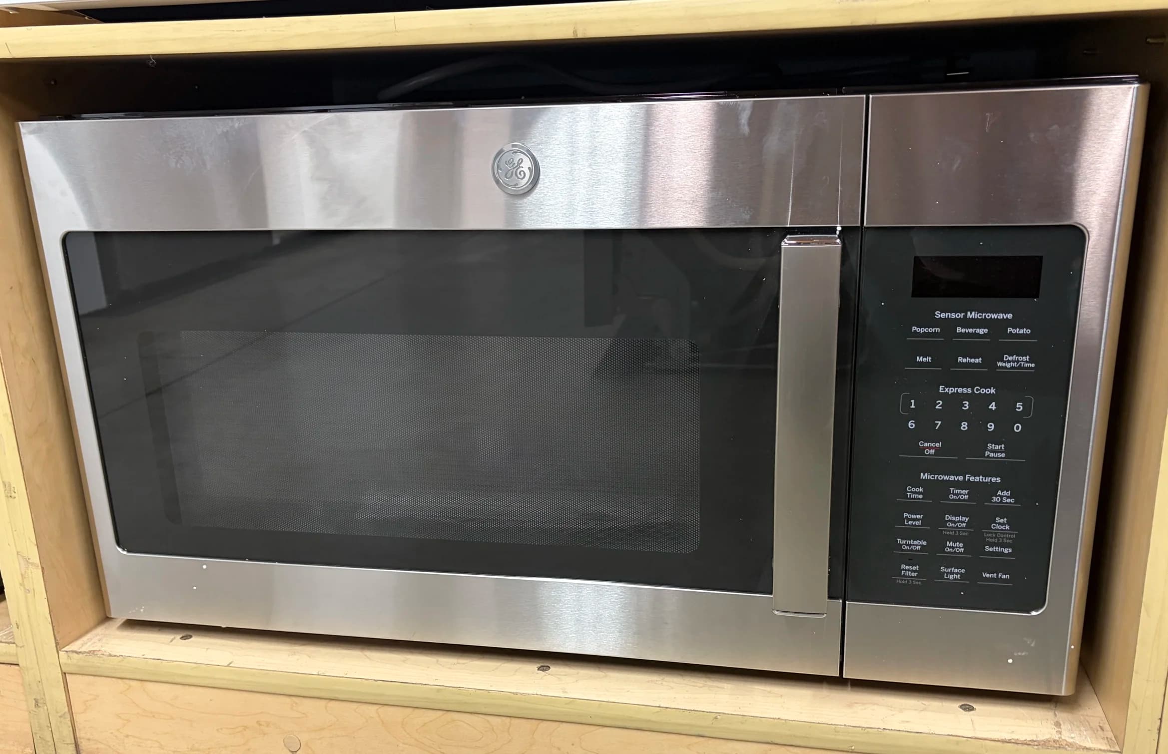 *Scratch & Dent* NEW GE 1.7 Cu Ft. Over-The-Range Microwave JVM6175SK6SS, Stainless – 1 Yr. Warranty