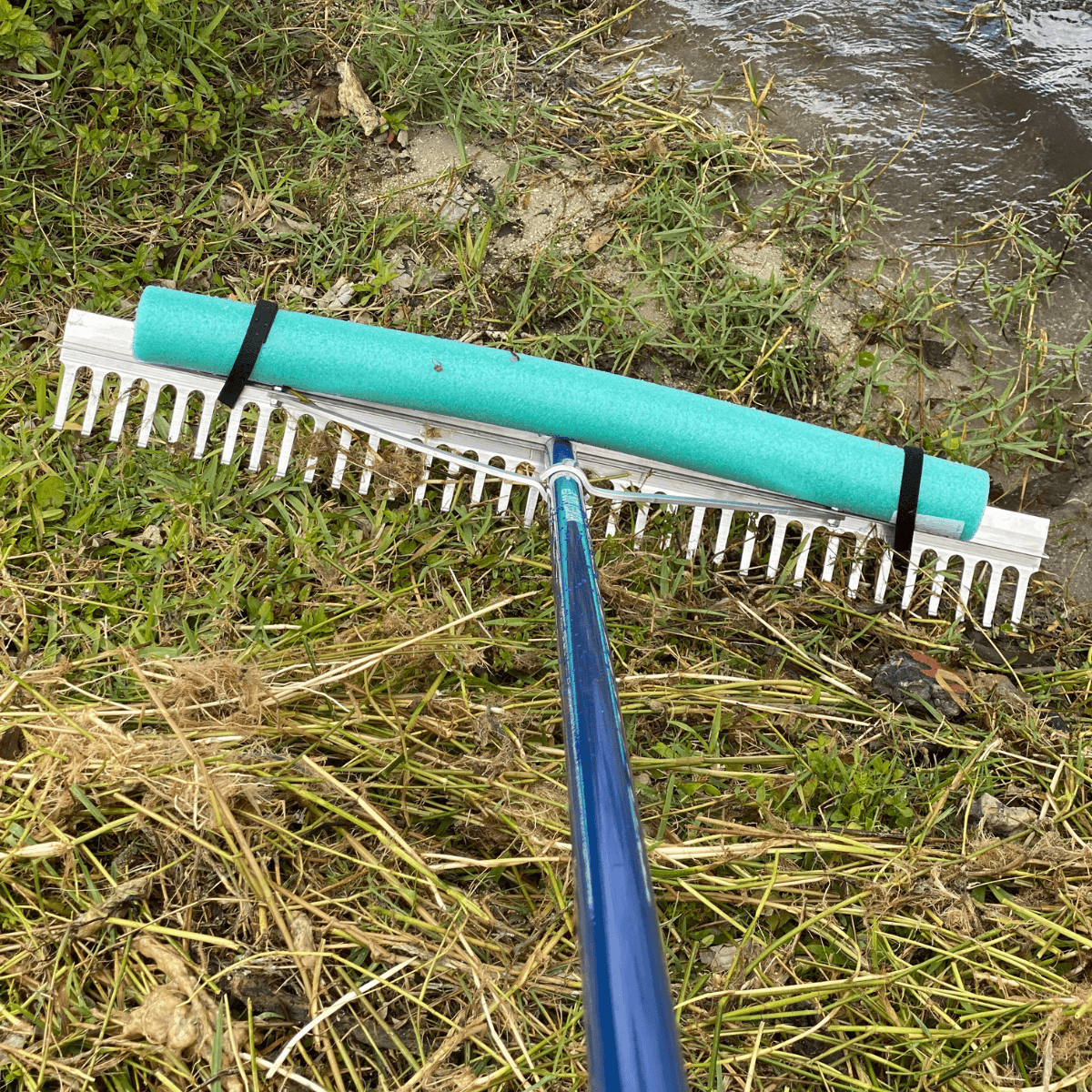 The Ultimate Physical Weed & Algae Removal Solution - thumbnail 3