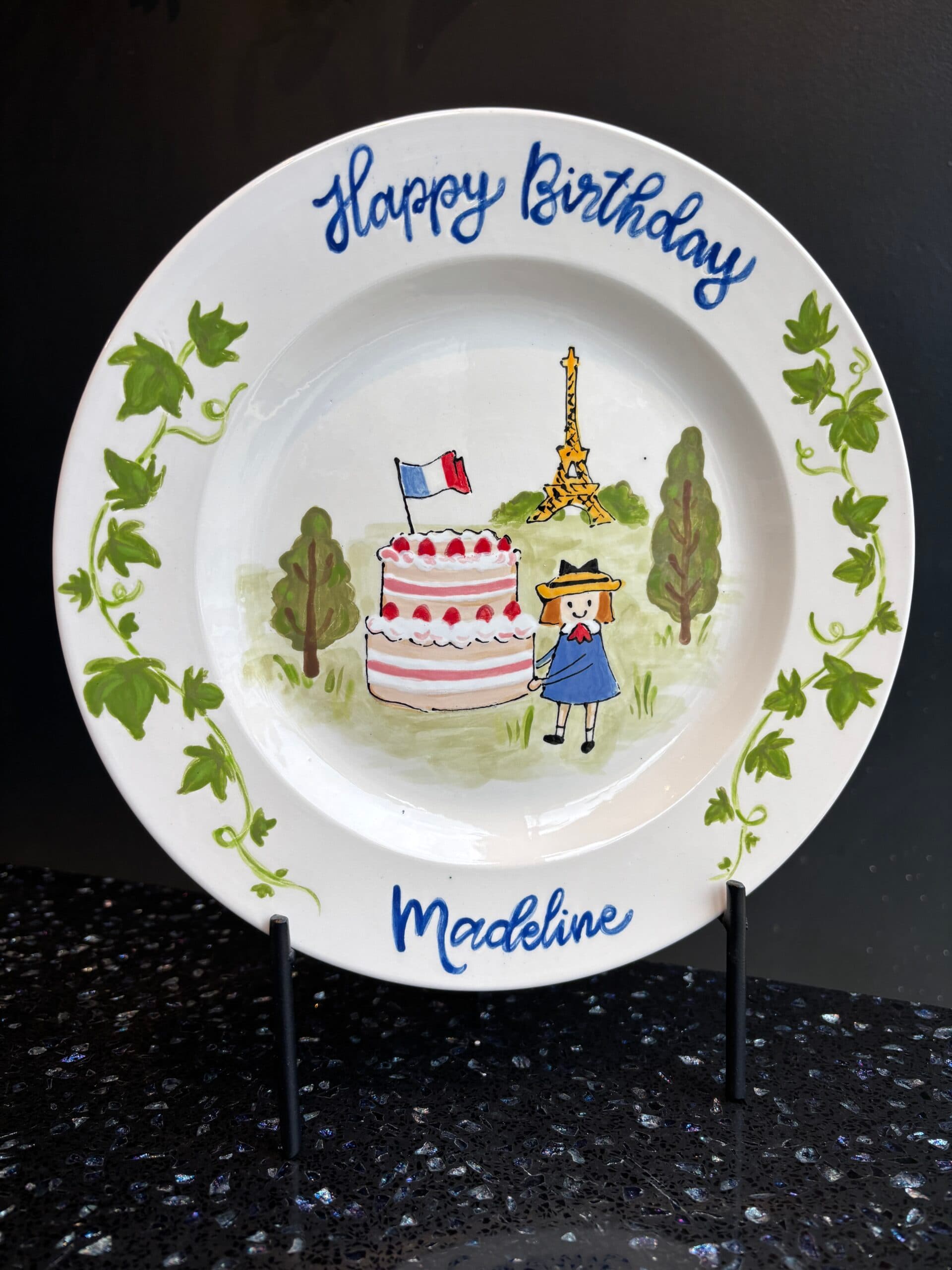 We Make It: Personalized Happy Birthday Plate - thumbnail 4
