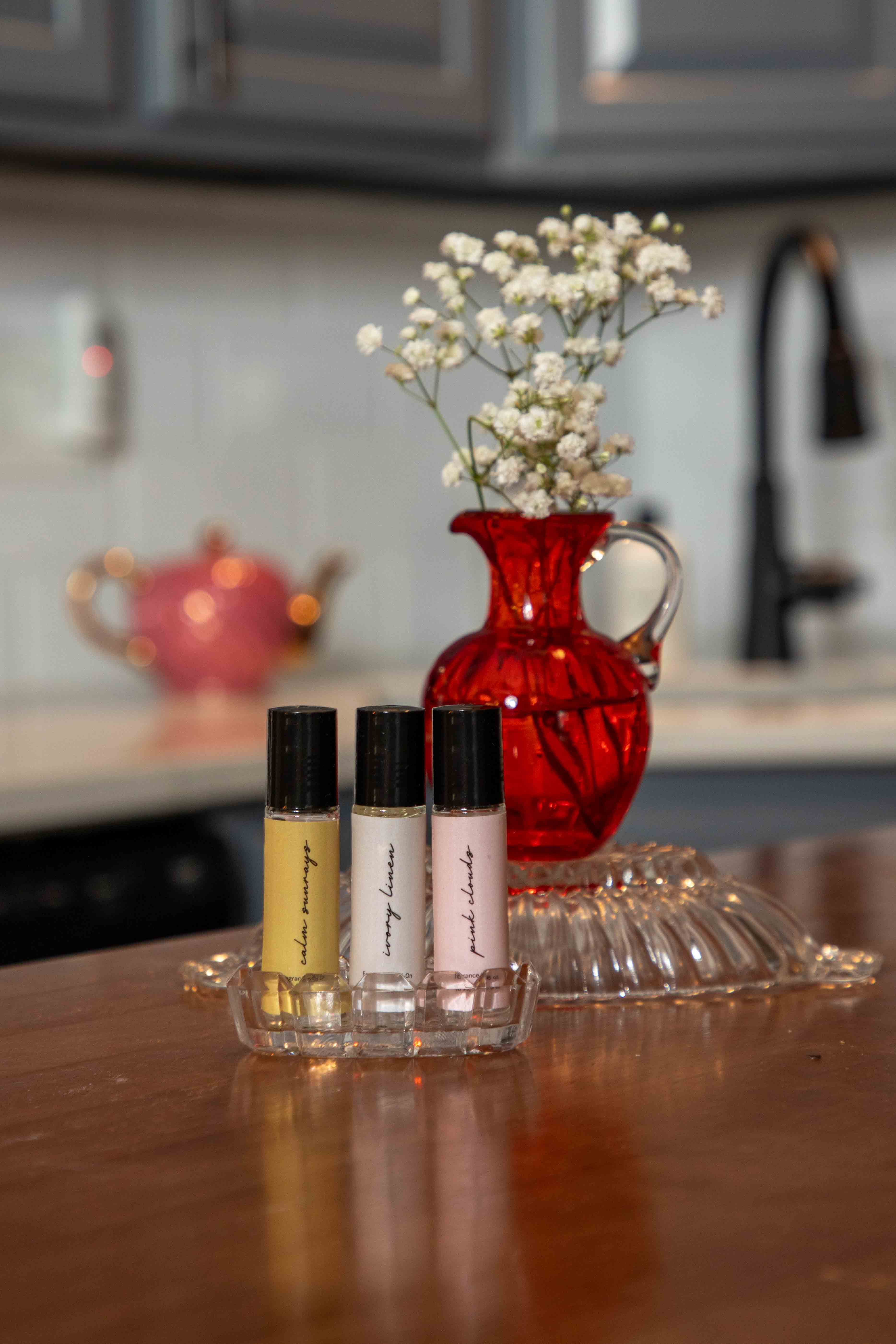 Pink Clouds Fragrance Roll-On - thumbnail 2