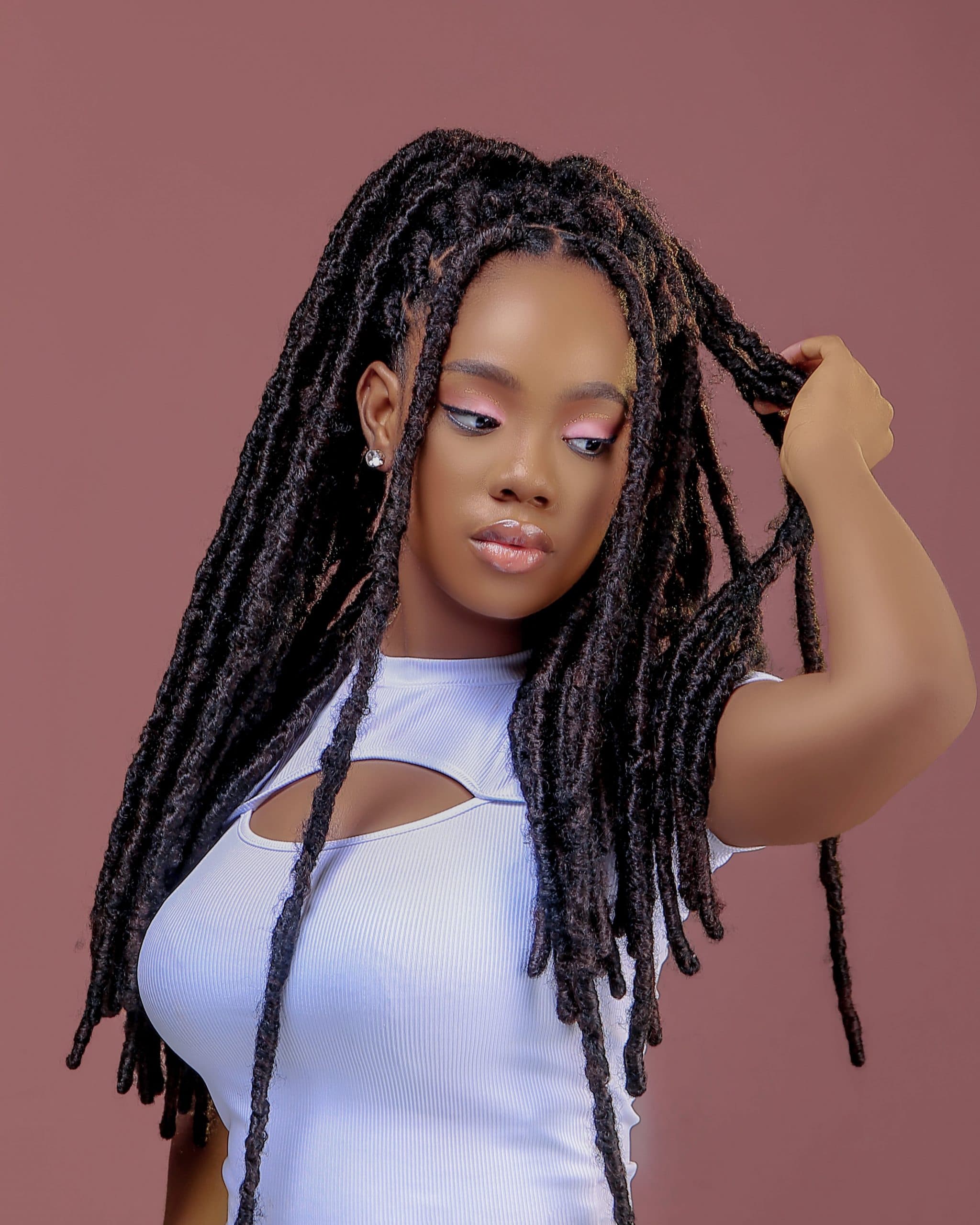 Cozy – Slim Island Locs | Crochet Faux Locs