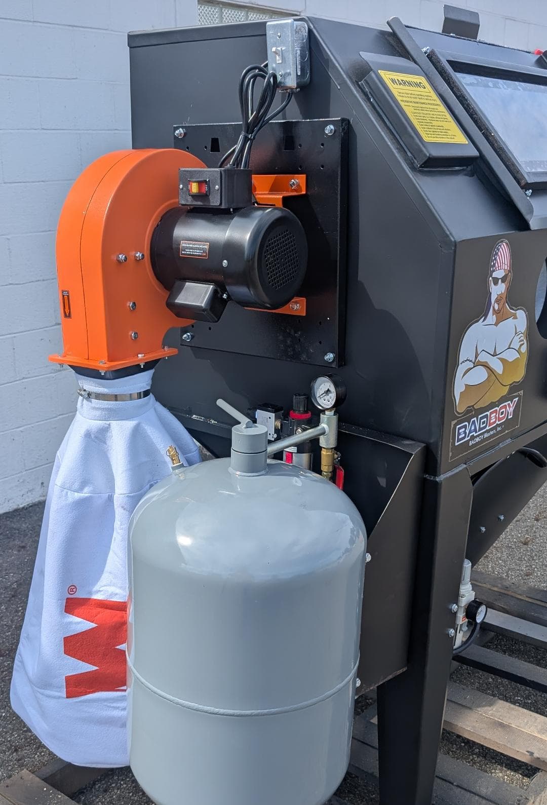 ABRASIVE MEDIA SAND BLASTER BB1050LED-BVR-PR-HV-FL - thumbnail 2