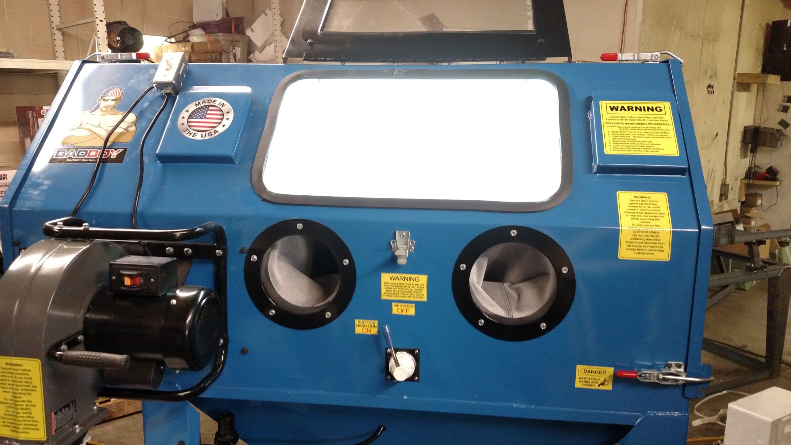 MEDIA BLAST CABINET BB1060LED-BVR-HV-FL - thumbnail 2