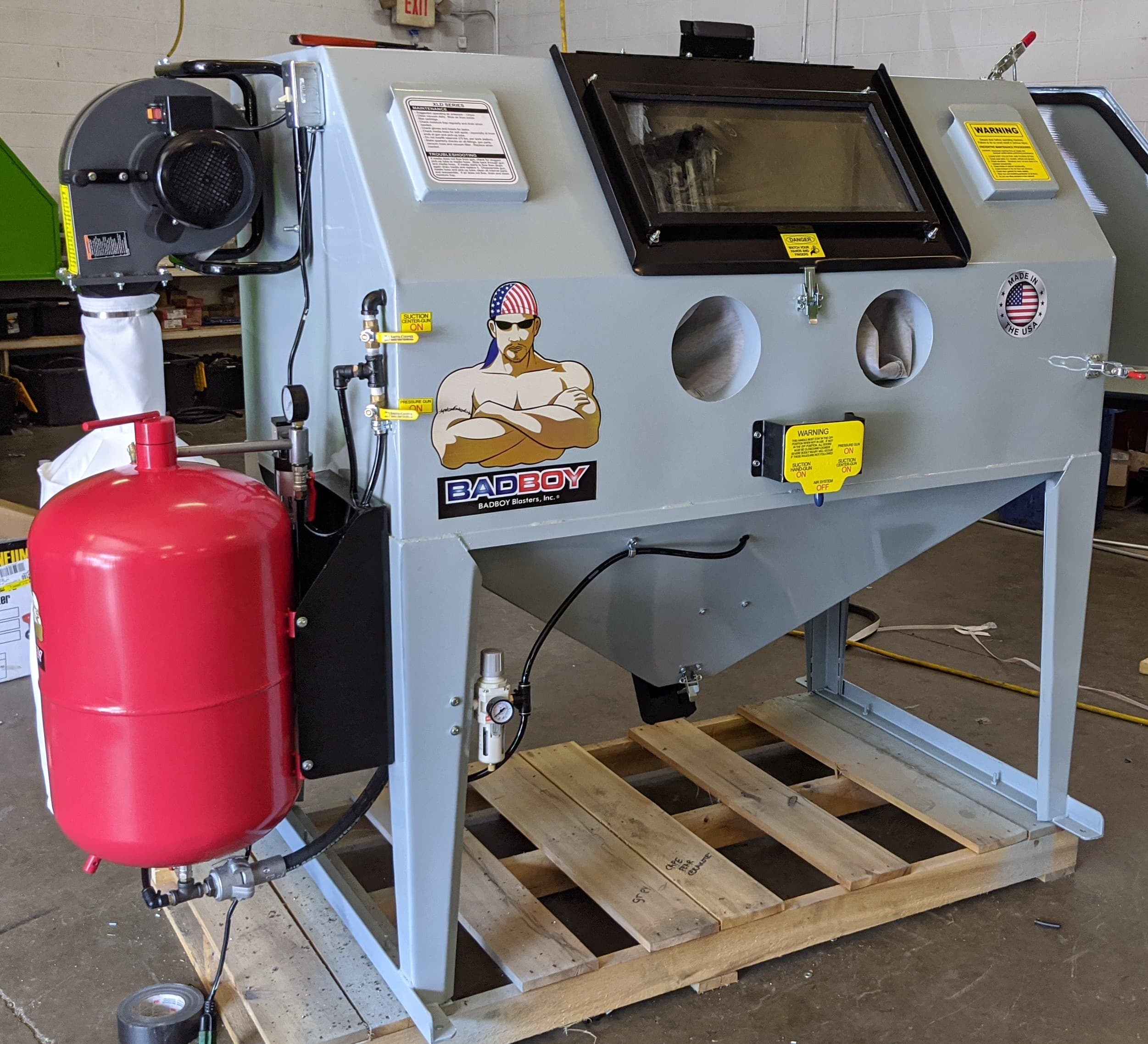 ABRASIVE MEDIA SAND BLASTER BB2360LED-BVR-PR-HV