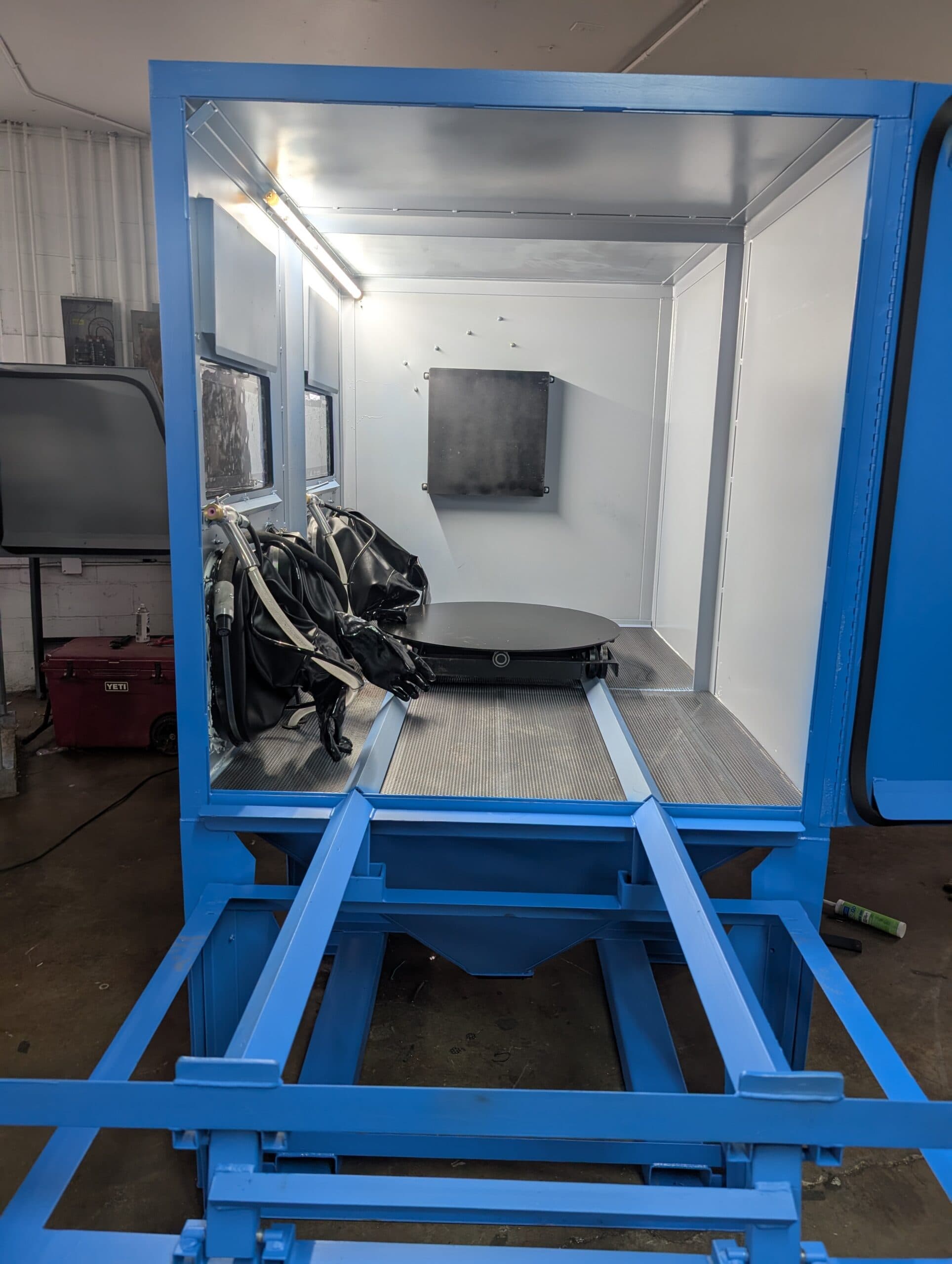 BLAST CABINET BB-5700LED-BVT-D-PR-HV-OG-TT - thumbnail 4