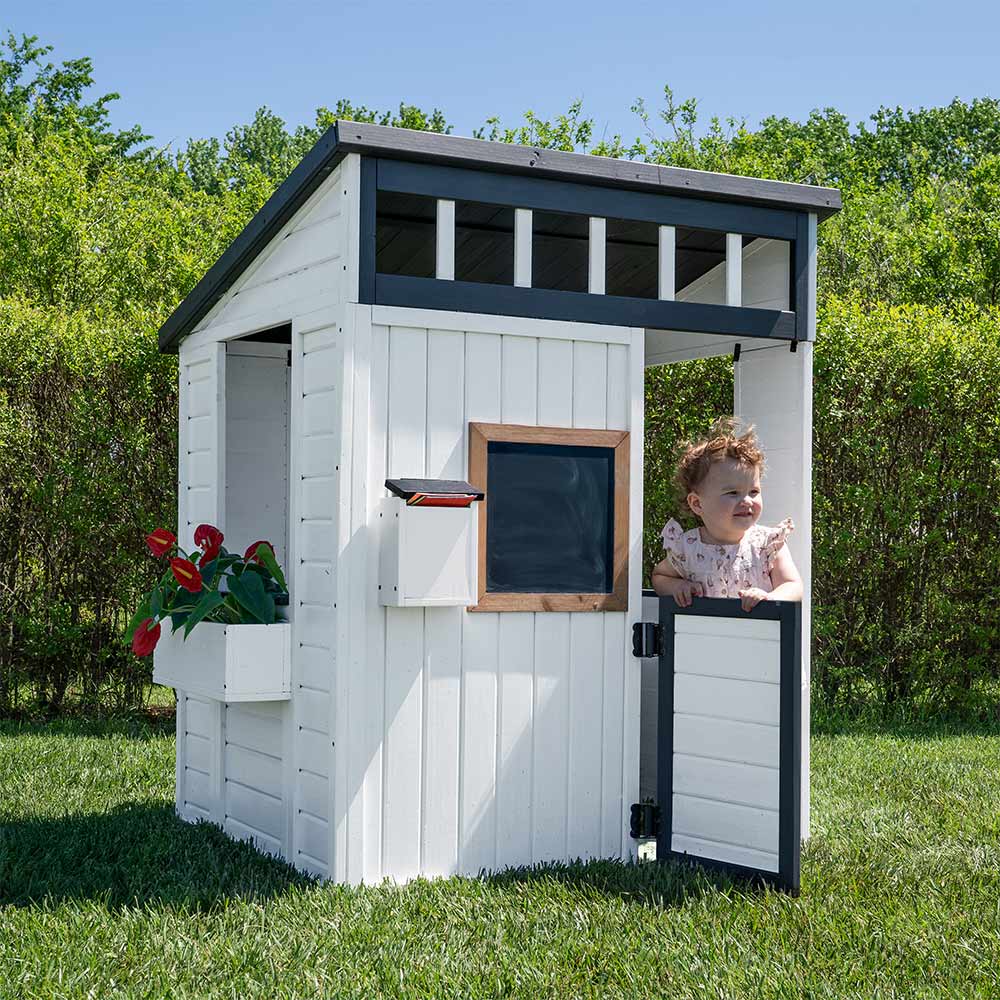 Backyard Discovery Caraway Cottage Playhouse