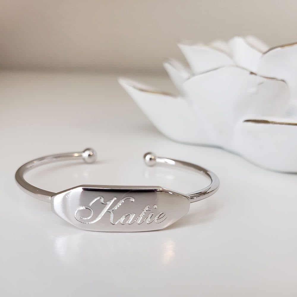 Evelyn Harper – Personalized Baby Cuff Bracelet – Baby/Toddler/Little Girl