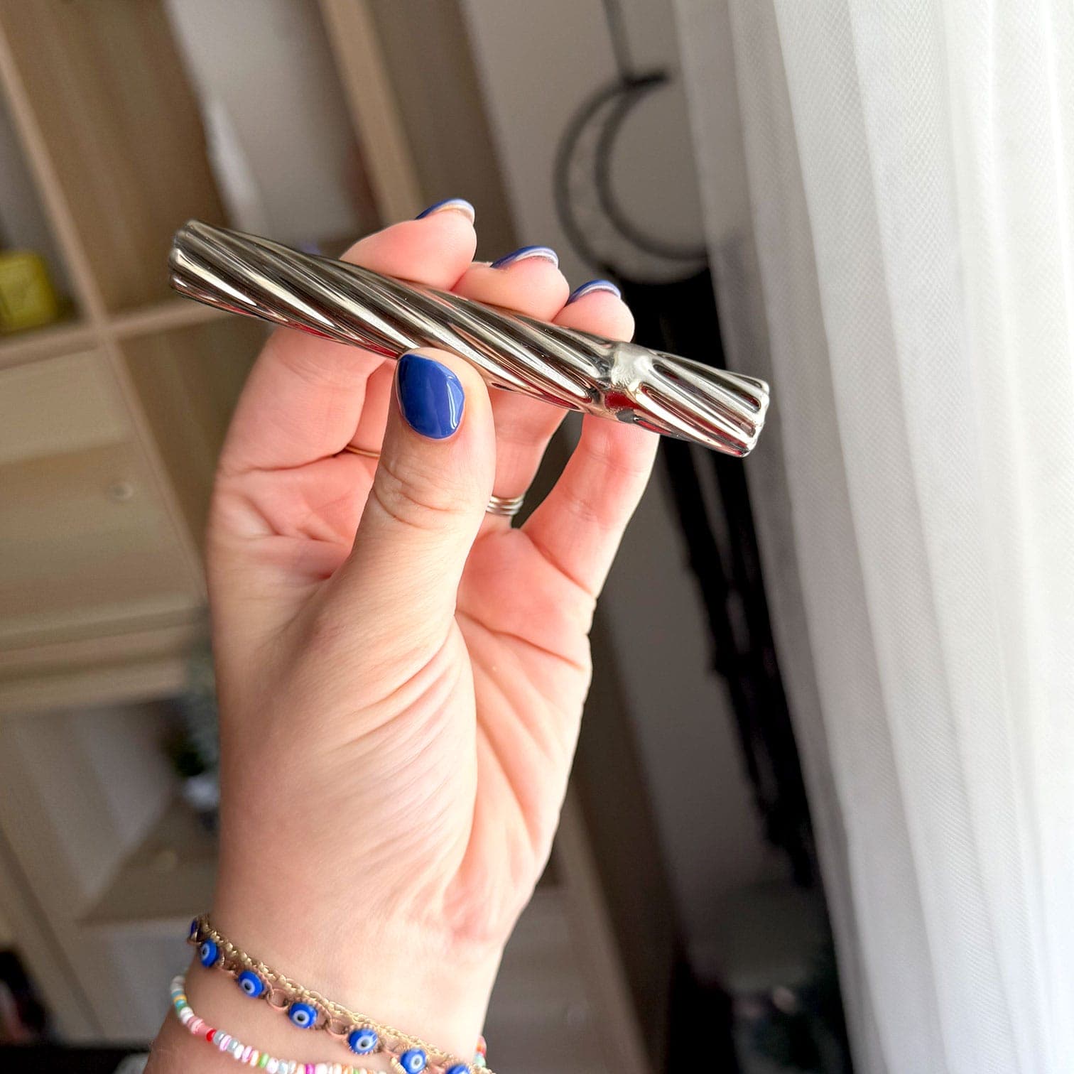 Silver Black Twisted Chillum - thumbnail 4