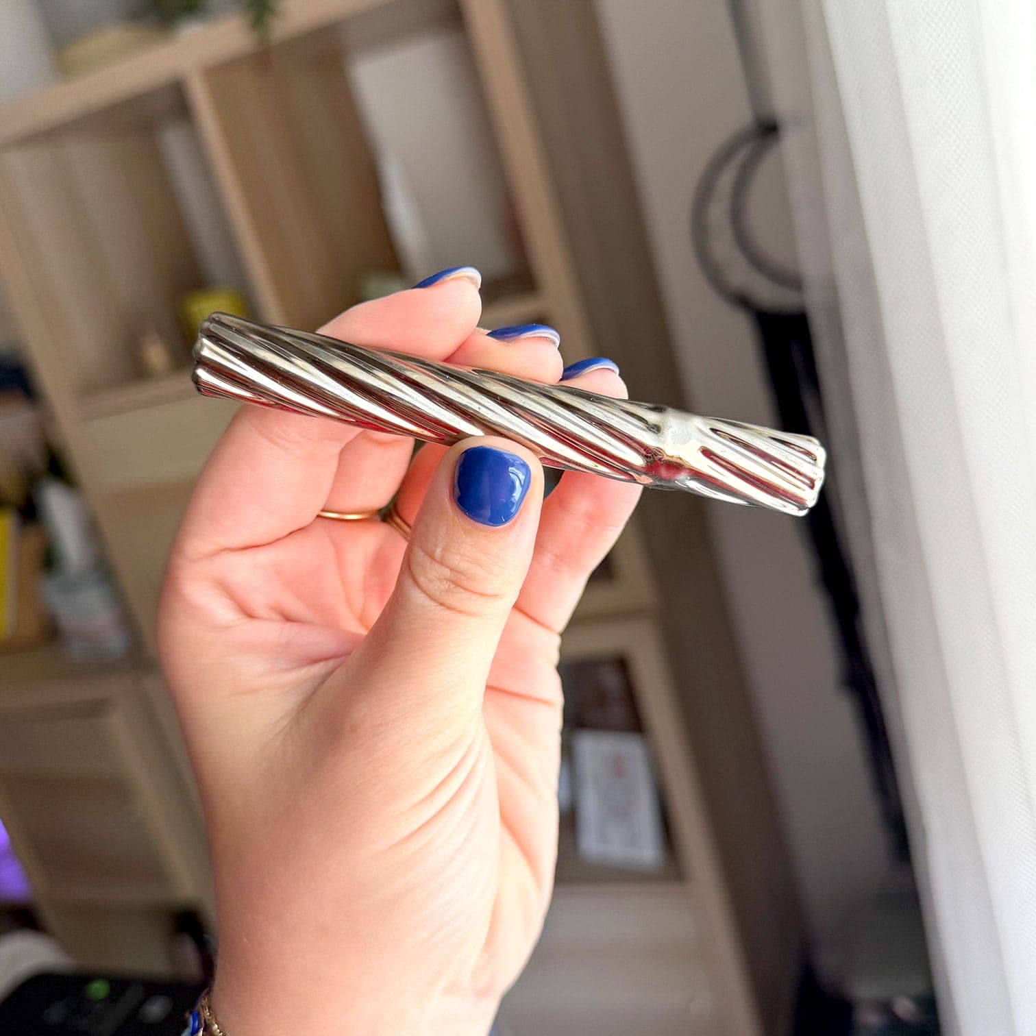 Silver Black Twisted Chillum - thumbnail 2
