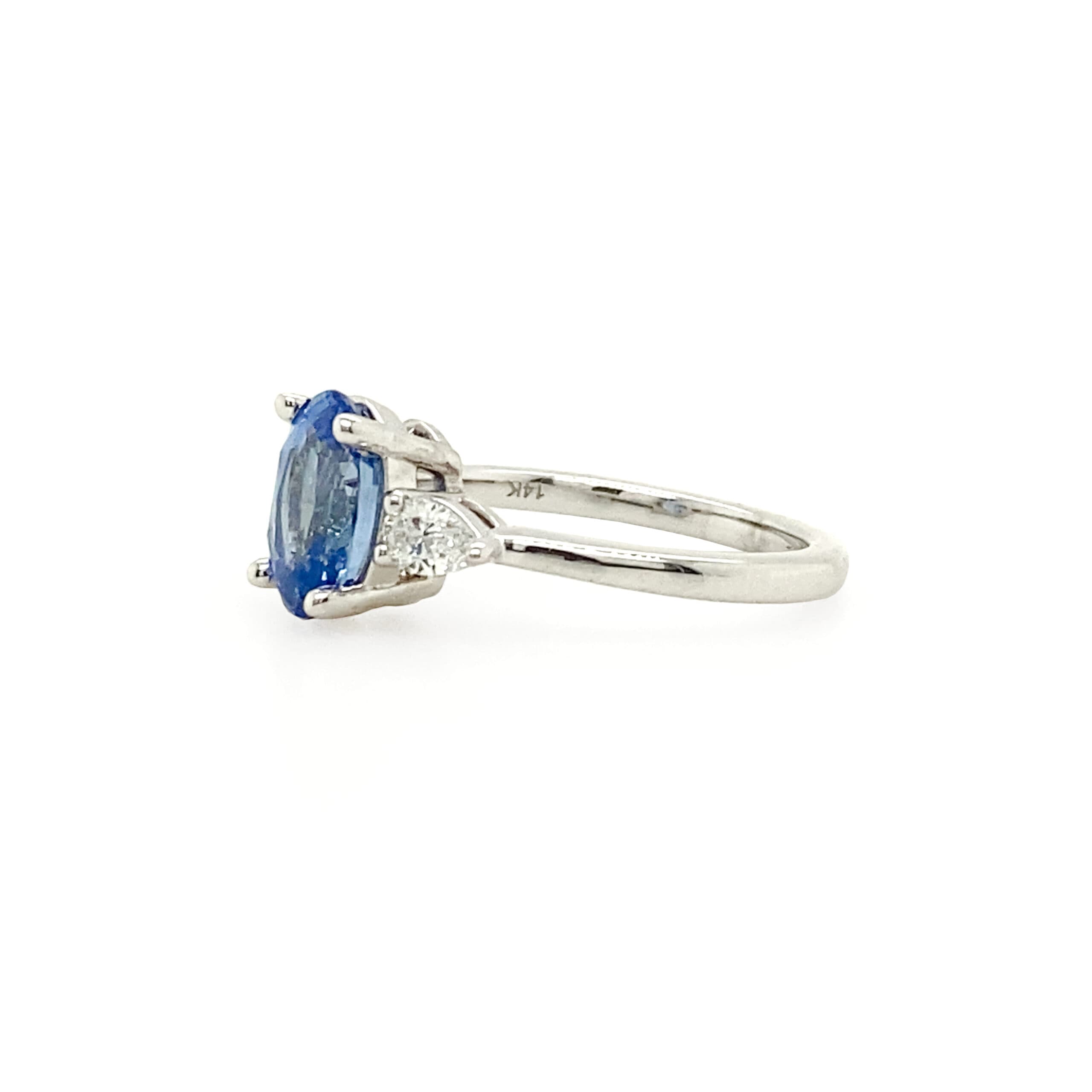 Cornflower Blue Sapphire and Diamond Ring - thumbnail 2