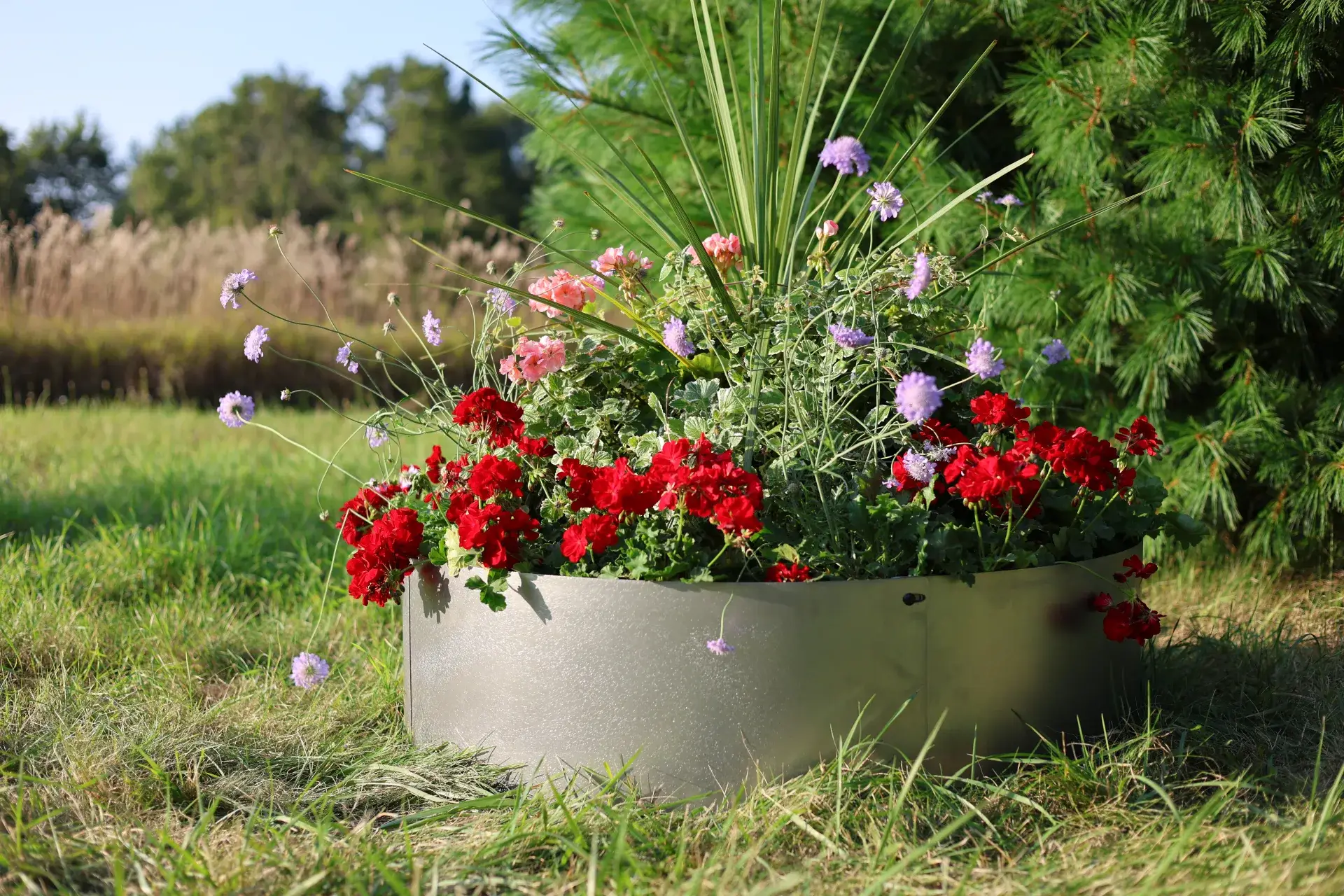 Round Metal DIY Planter