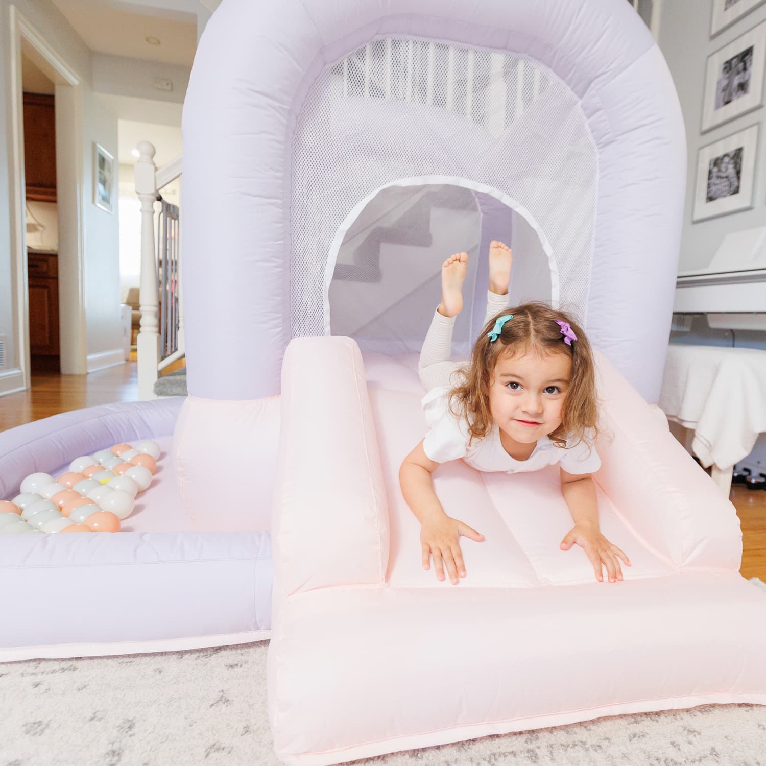 Inflatable Mini Bouncer Cotton Candy with ball pit - thumbnail 6