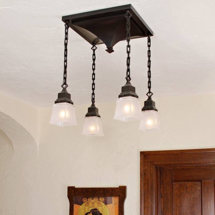 Golden Gate™ Four Light Chain Drop Chandelier With 2-1/4″ Shade Holders