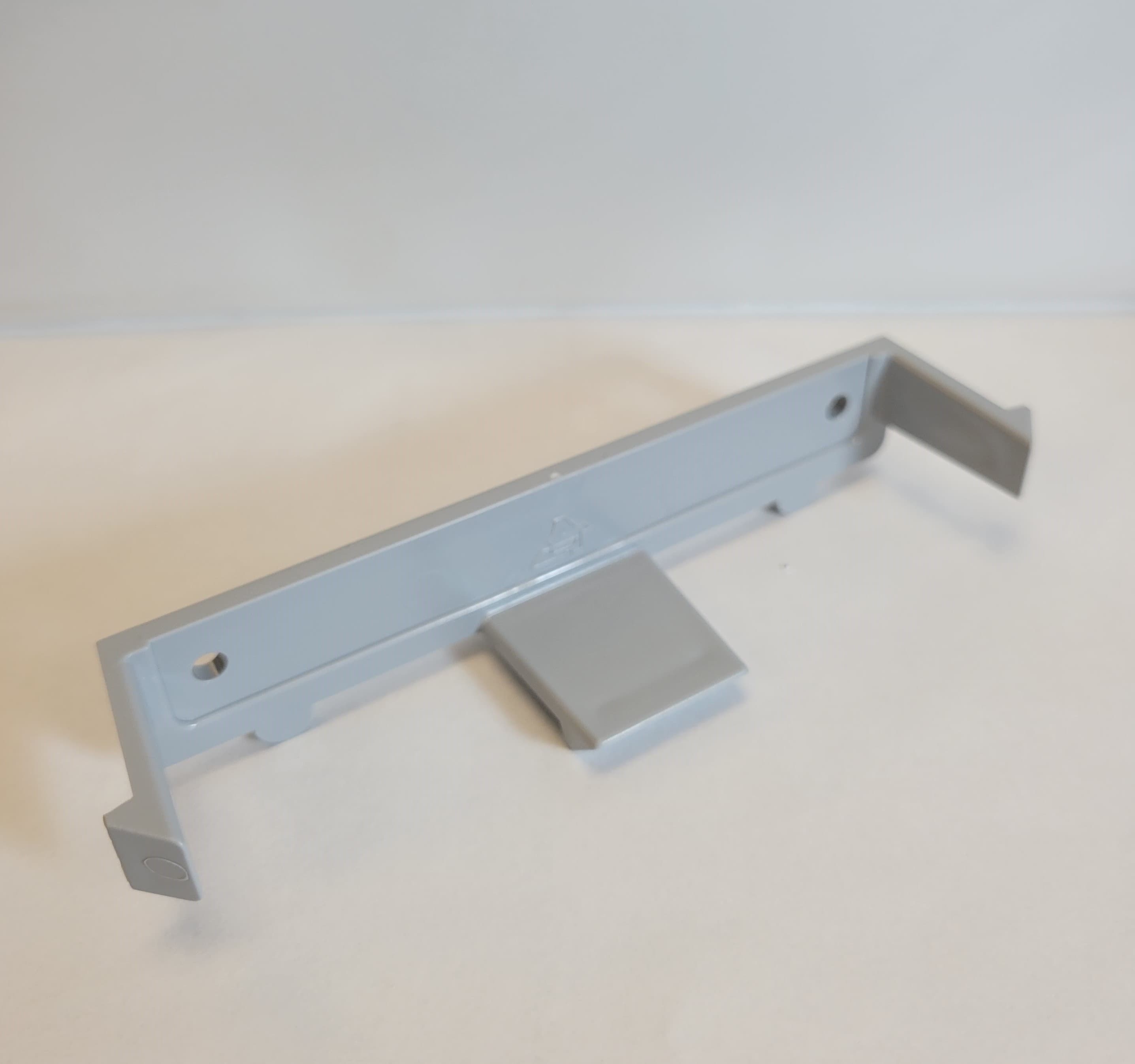 Clips for False Drawer Fronts - thumbnail 2