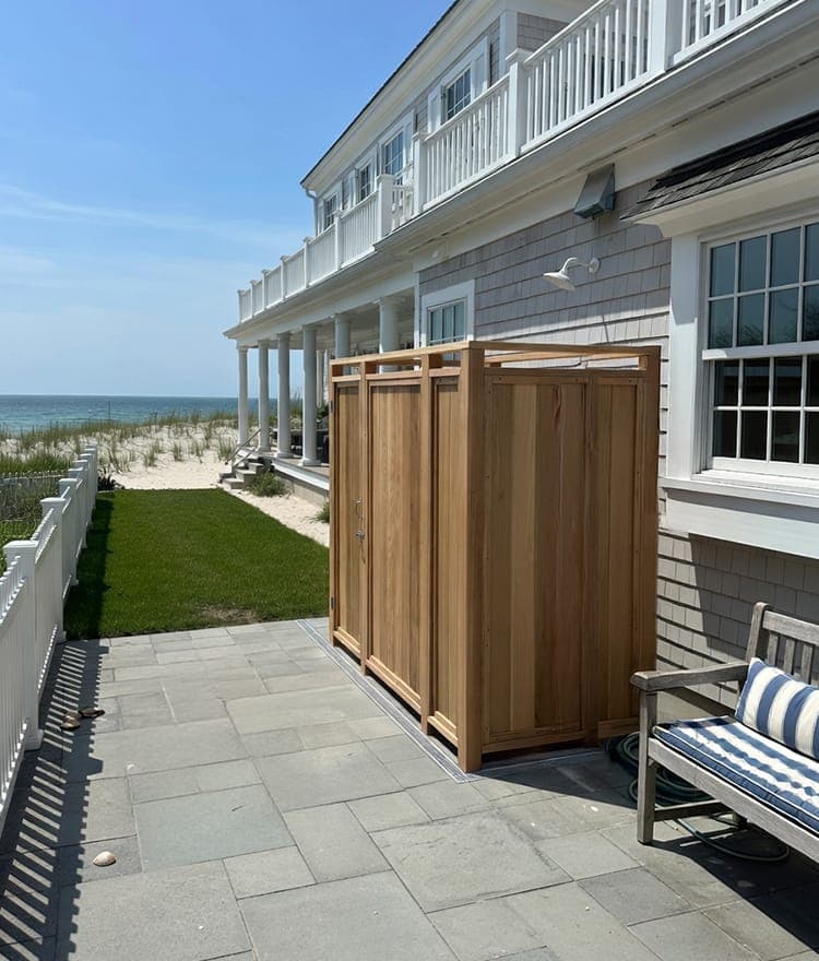 Clear Cedar Outdoor Shower | Deluxe “Double”