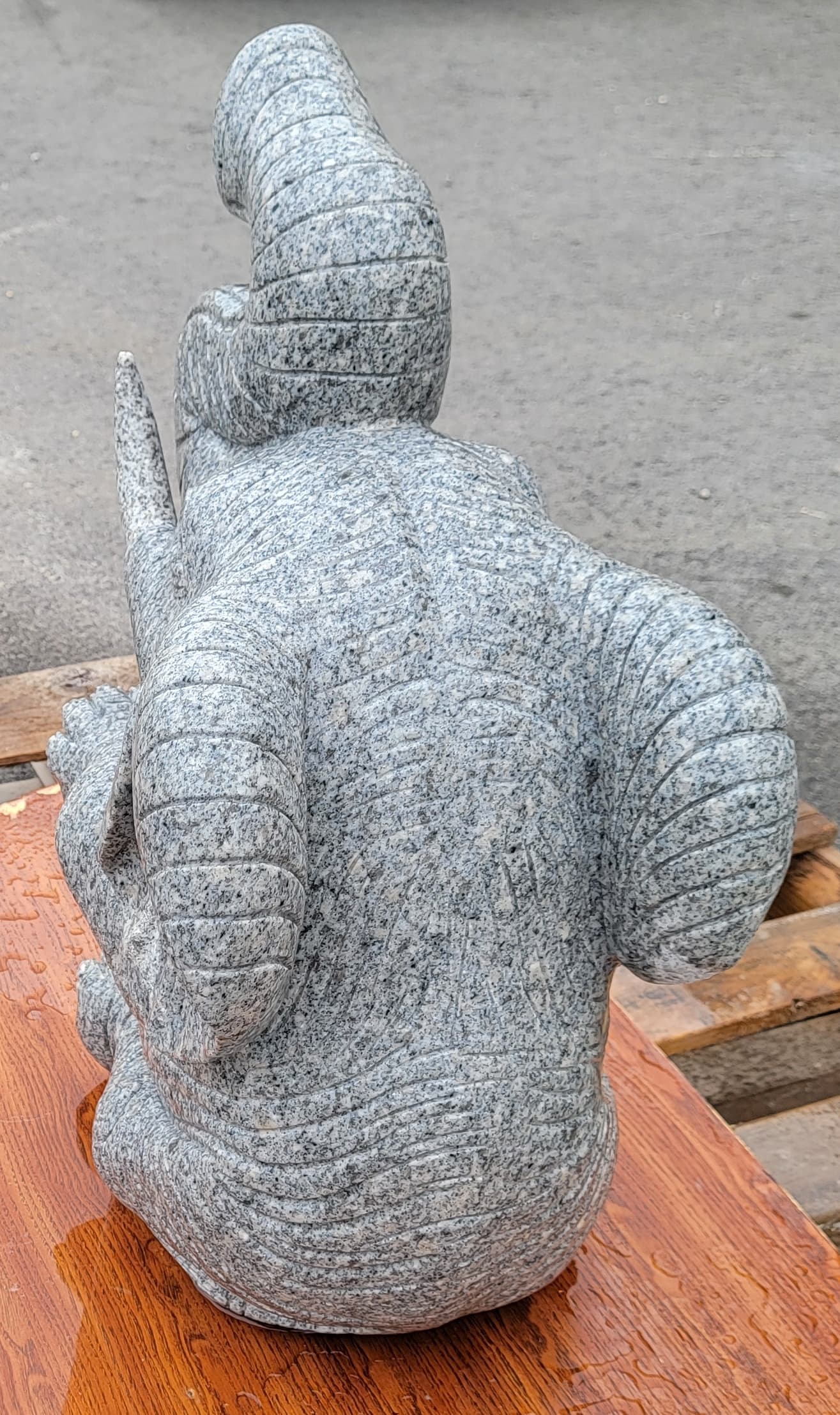2 Ft Sitting Elephant Fountain Lt Charcoal Grey - thumbnail 4