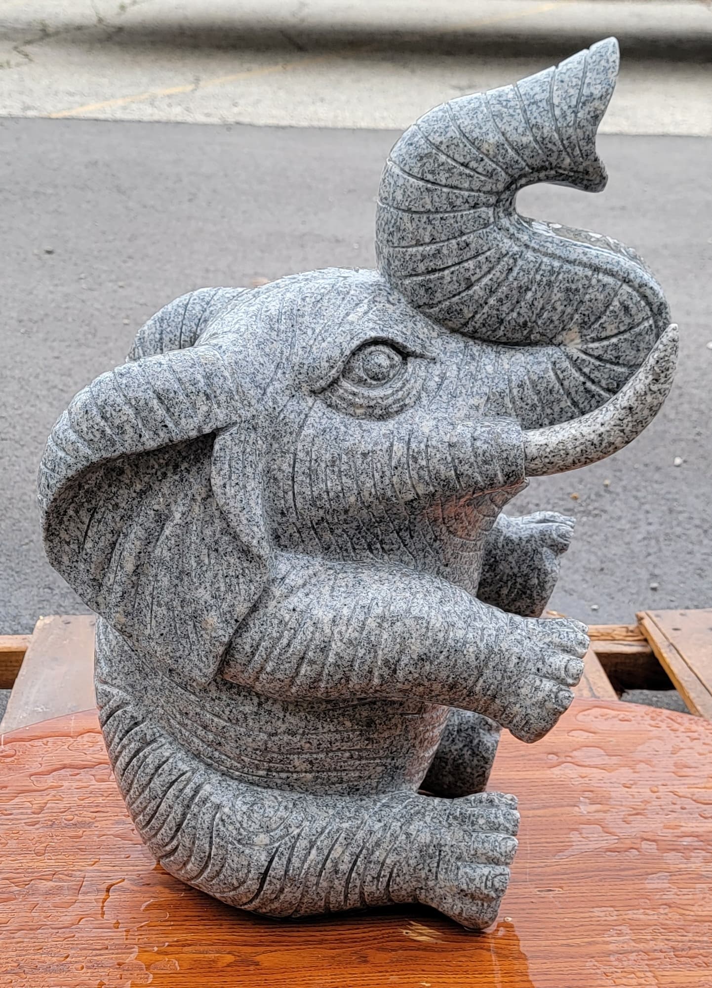 2 Ft Sitting Elephant Fountain Lt Charcoal Grey - thumbnail 2