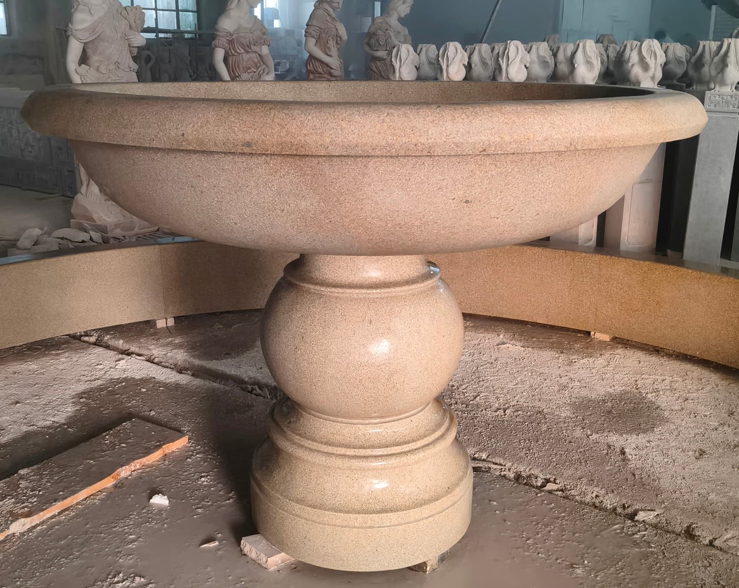 5′ Diameter Dainty Urn Fountain with Pedestal, Golden Cypress Granite