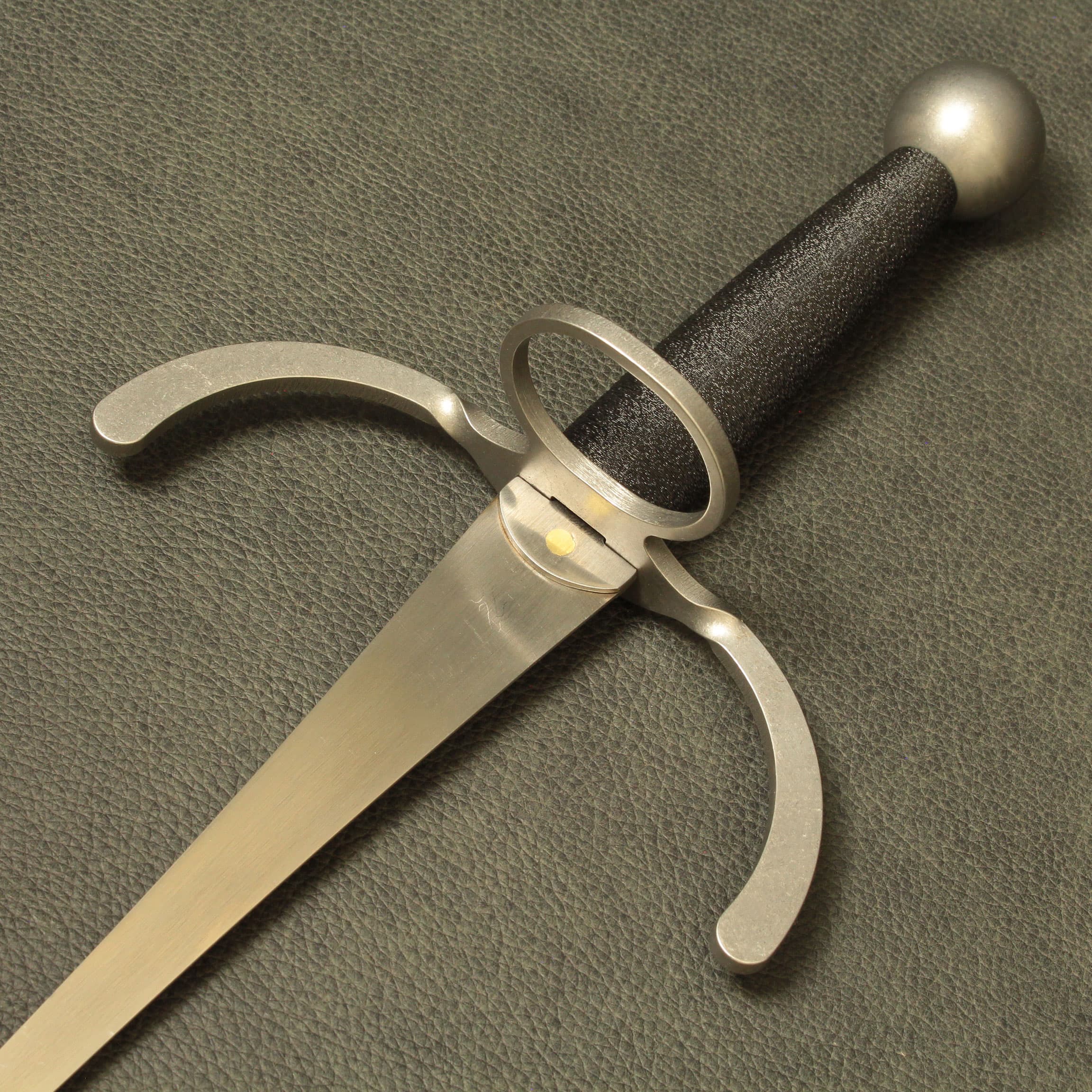 Complete Economy Dagger