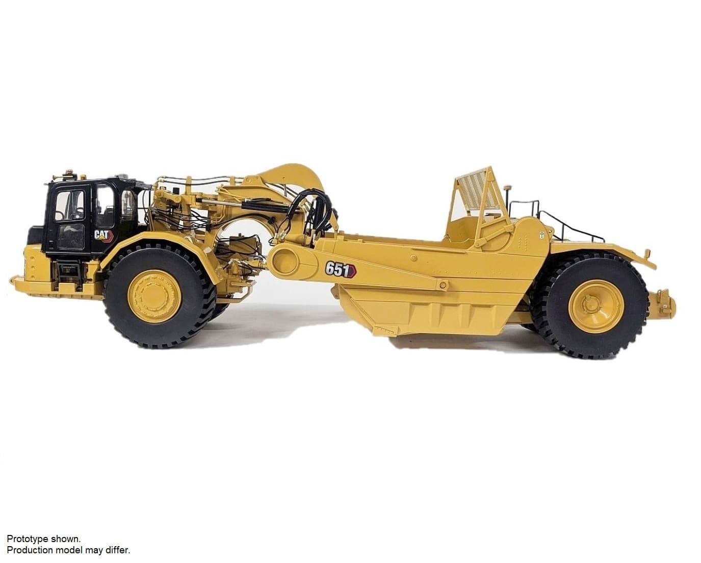 1:24 Cat® 651 Wheel-Tractor Scraper – Die-Cast