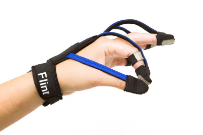 Le MusicGlove pour PC/Mac, un dispositif de la rééducation de la main - thumbnail 2