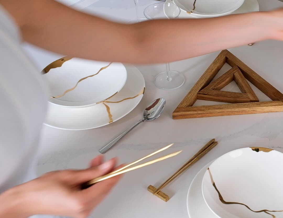 Signature Brass Chopsticks Inc. Rest - thumbnail 5