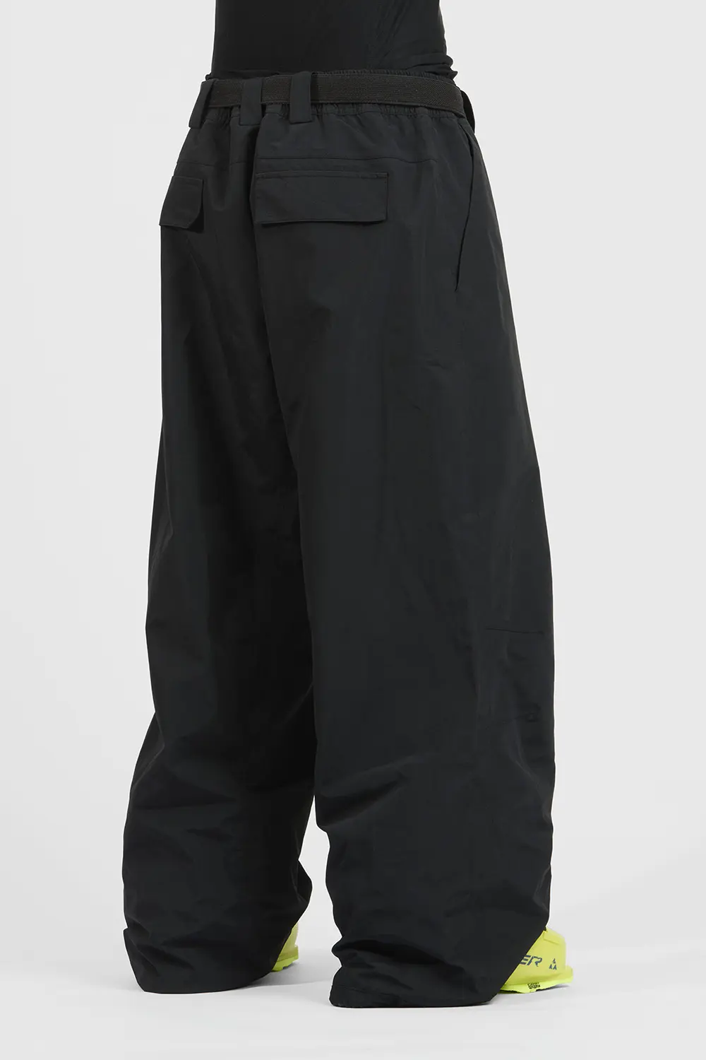 PRE-Order – HRLY Ski Pants Black – Men - thumbnail 4