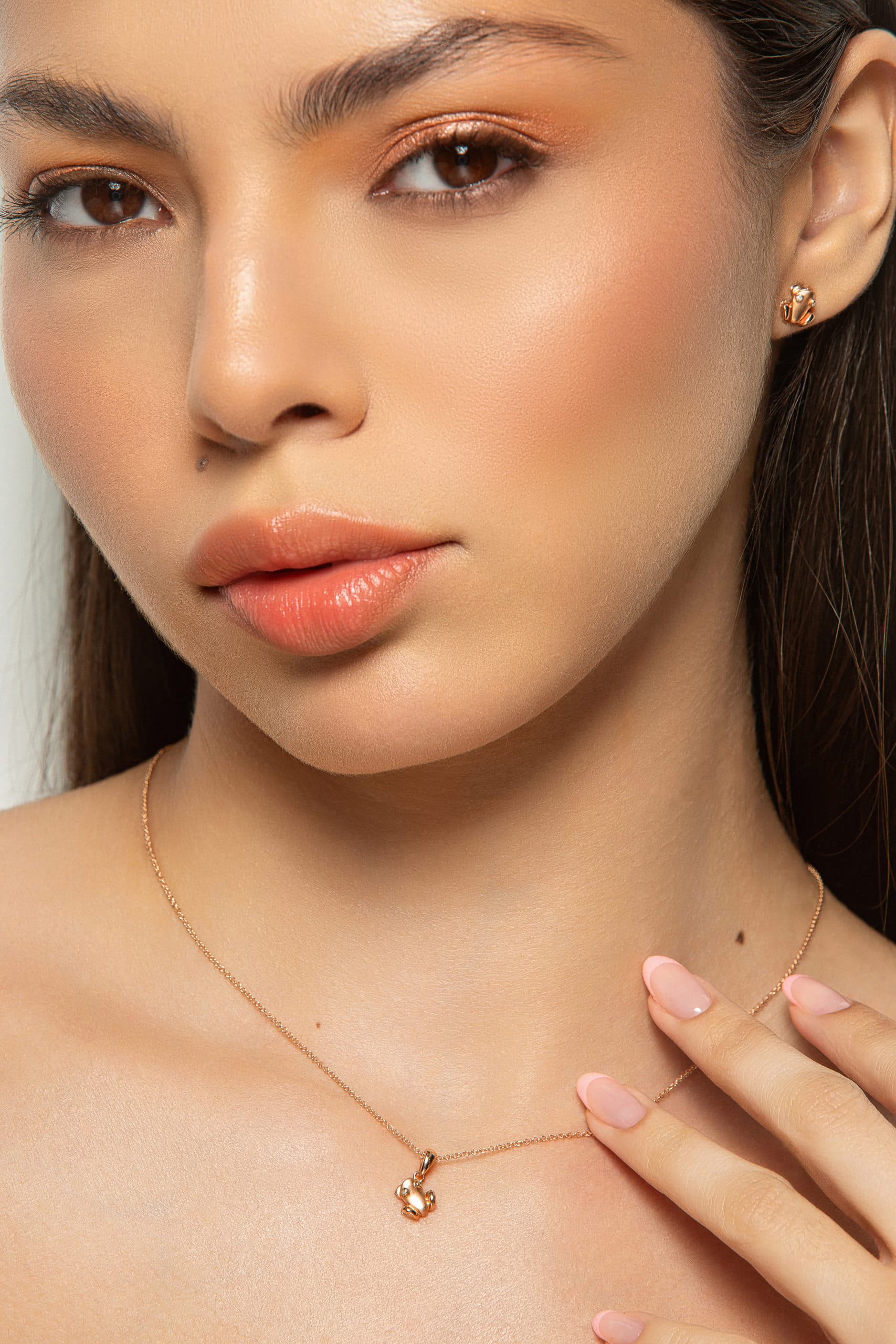 Coquí Frog Pendant in 14k Rose Gold - thumbnail 2